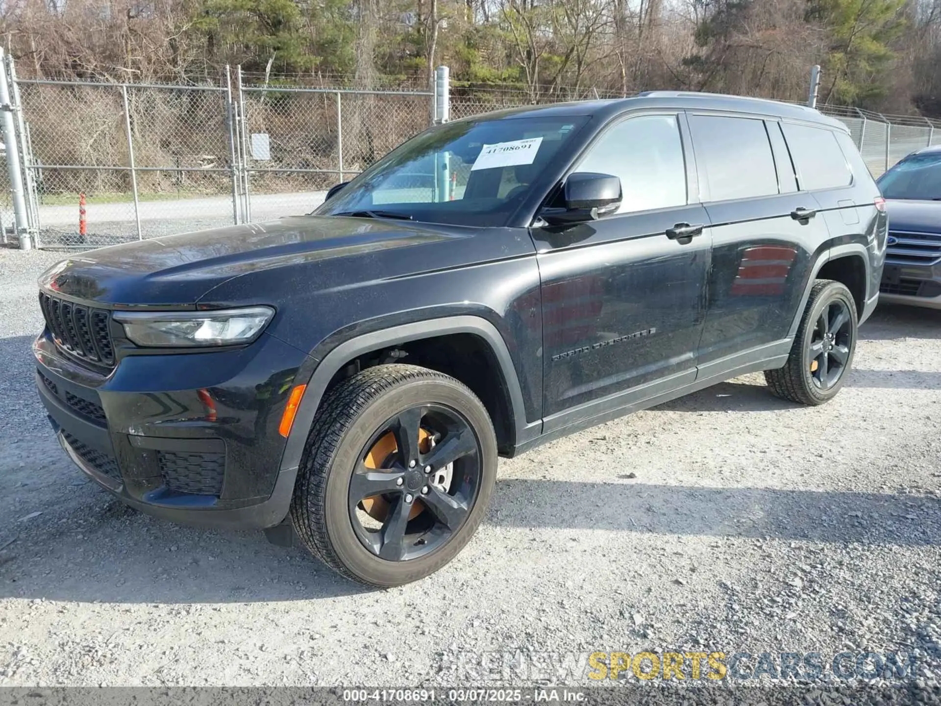 2 Photograph of a damaged car 1C4RJKAG3P8841009 JEEP GRAND CHEROKEE L 2023