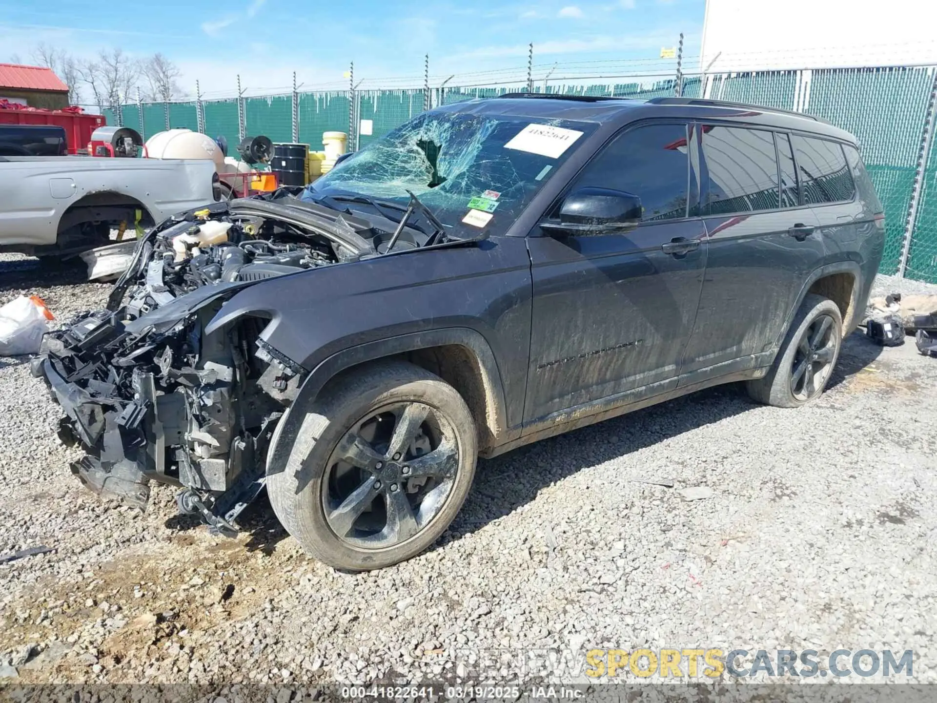 2 Photograph of a damaged car 1C4RJKAG4P8769673 JEEP GRAND CHEROKEE L 2023