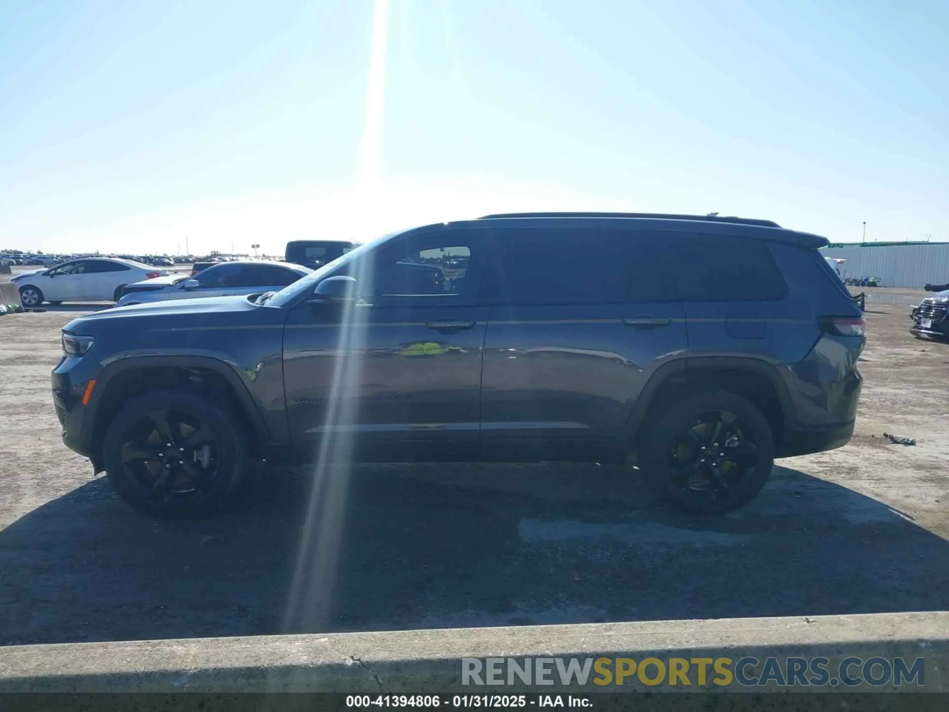 13 Photograph of a damaged car 1C4RJKAG4P8855050 JEEP GRAND CHEROKEE L 2023