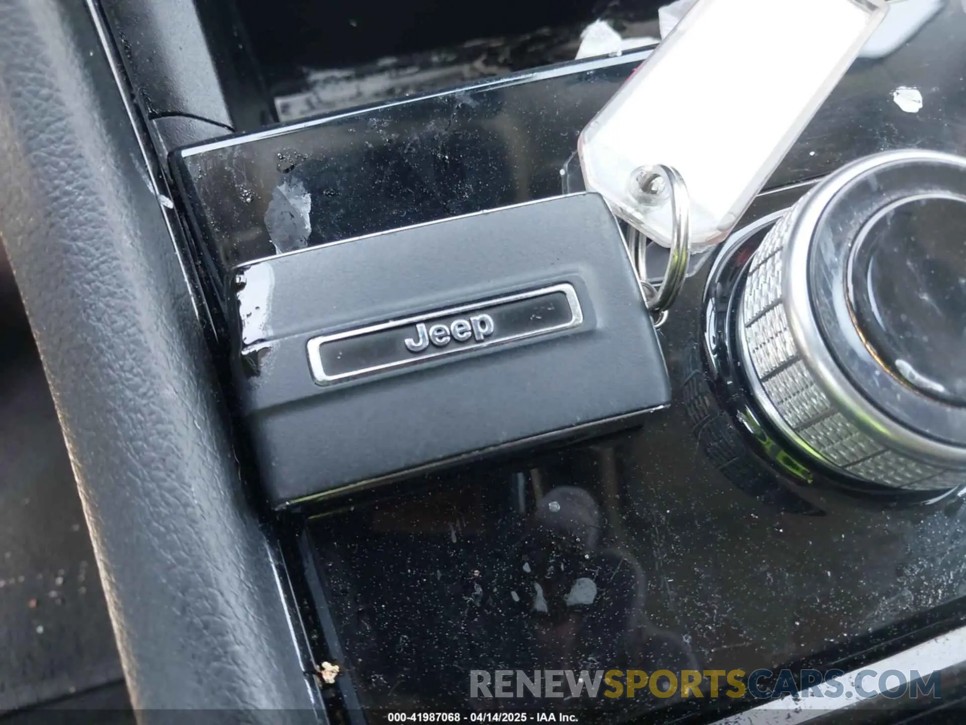 11 Photograph of a damaged car 1C4RJKAG4P8884547 JEEP GRAND CHEROKEE L 2023