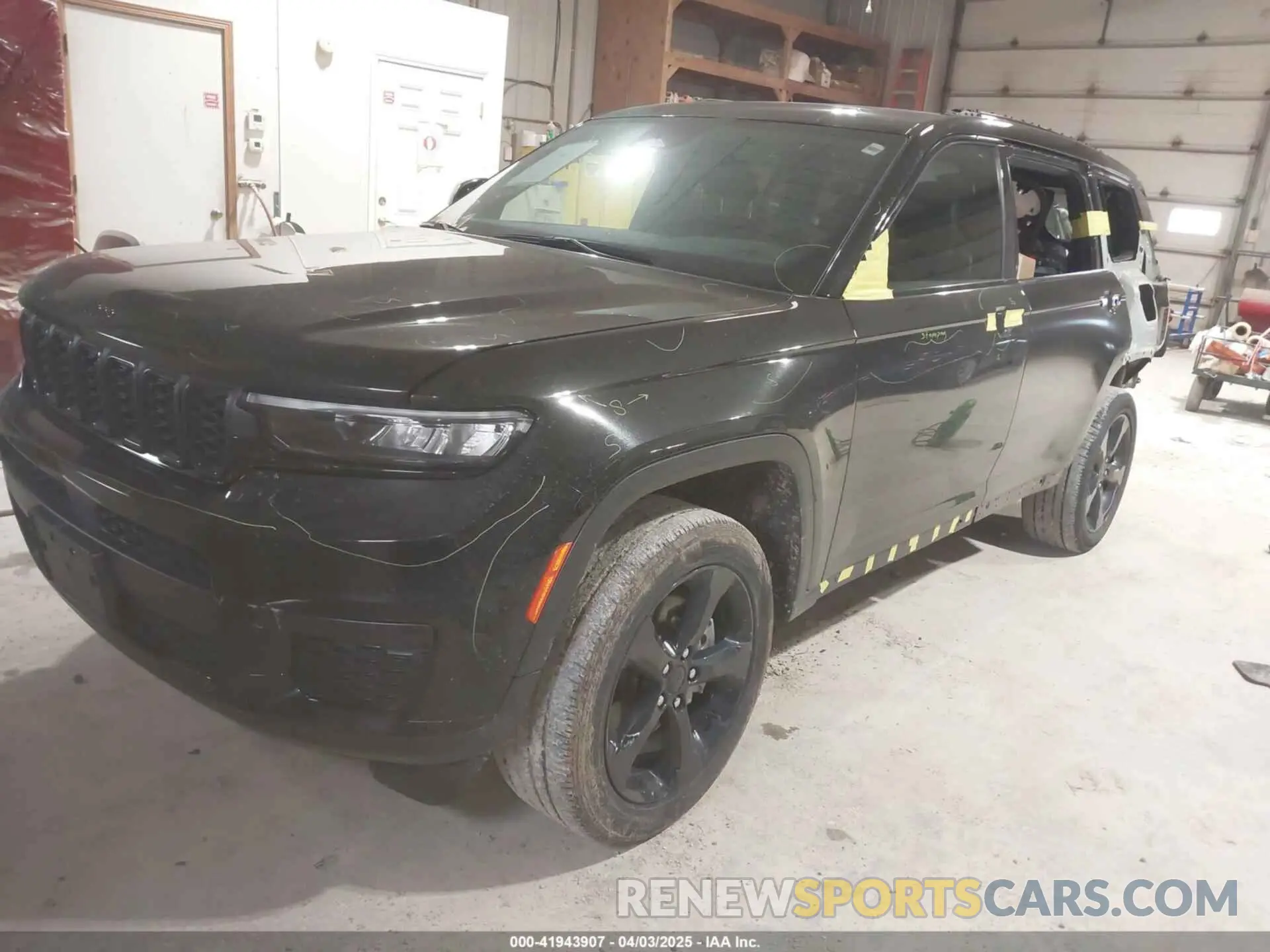 2 Photograph of a damaged car 1C4RJKAG5P8851704 JEEP GRAND CHEROKEE L 2023