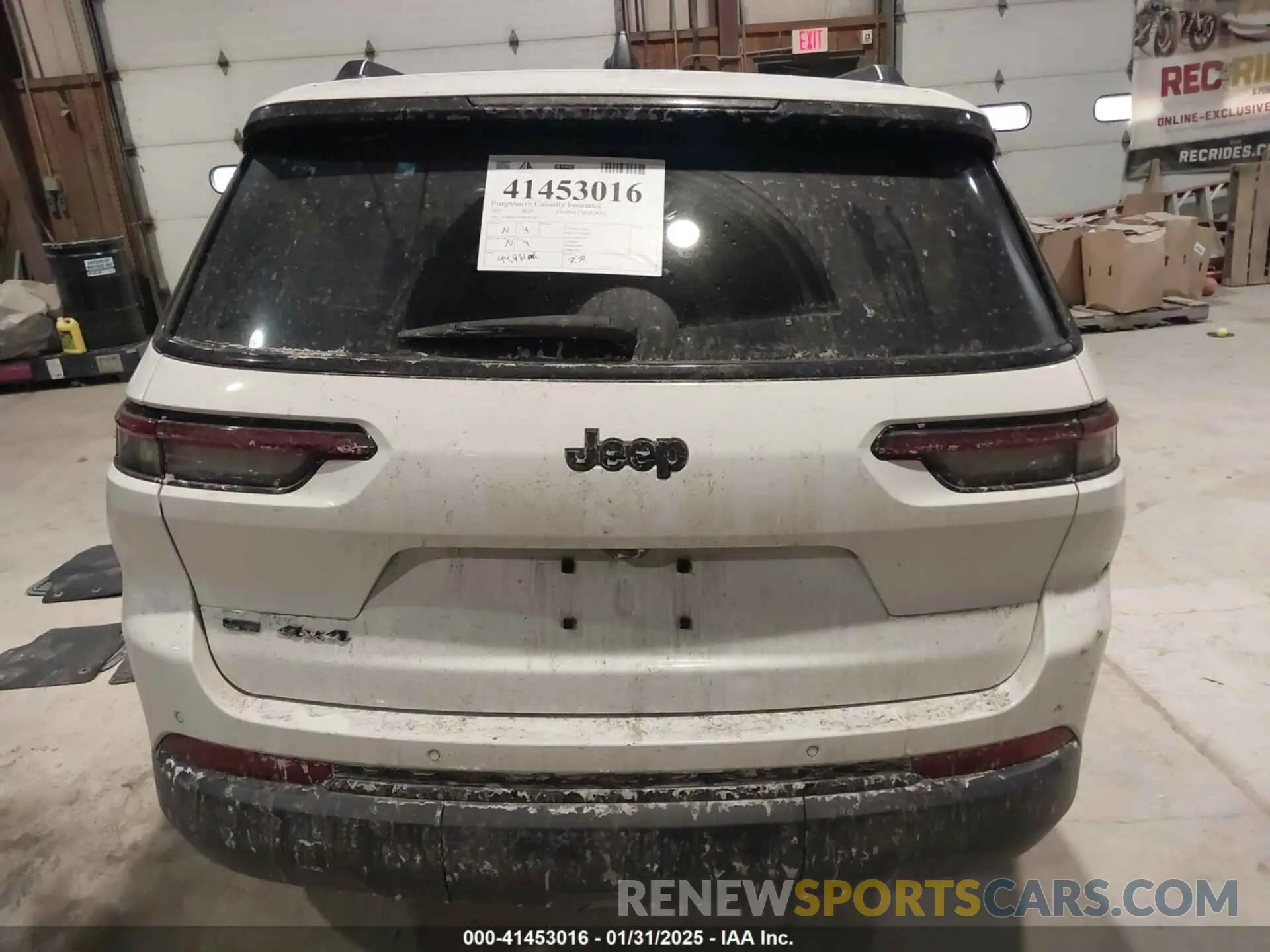 16 Photograph of a damaged car 1C4RJKAG7P8701187 JEEP GRAND CHEROKEE L 2023