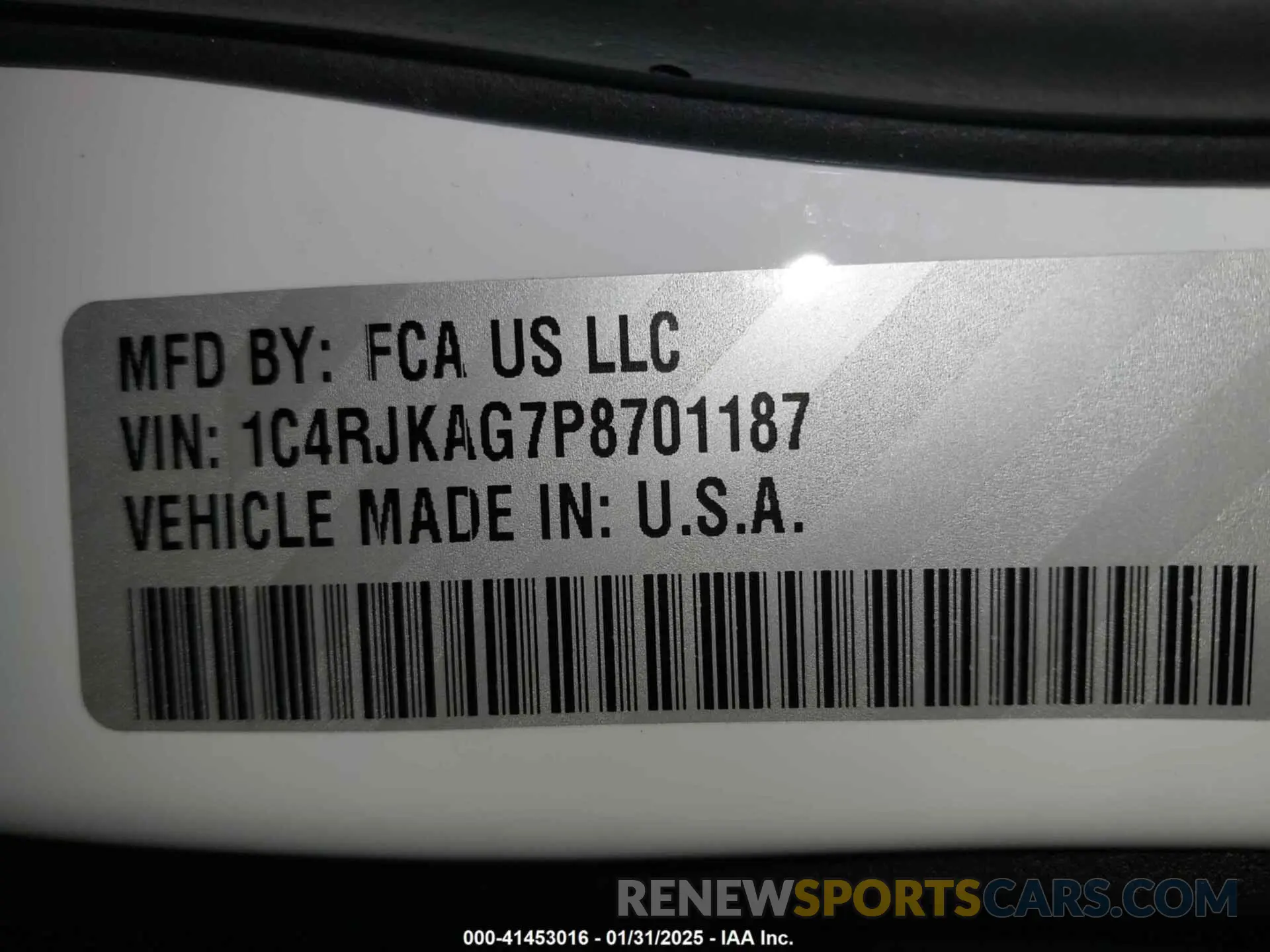 9 Photograph of a damaged car 1C4RJKAG7P8701187 JEEP GRAND CHEROKEE L 2023