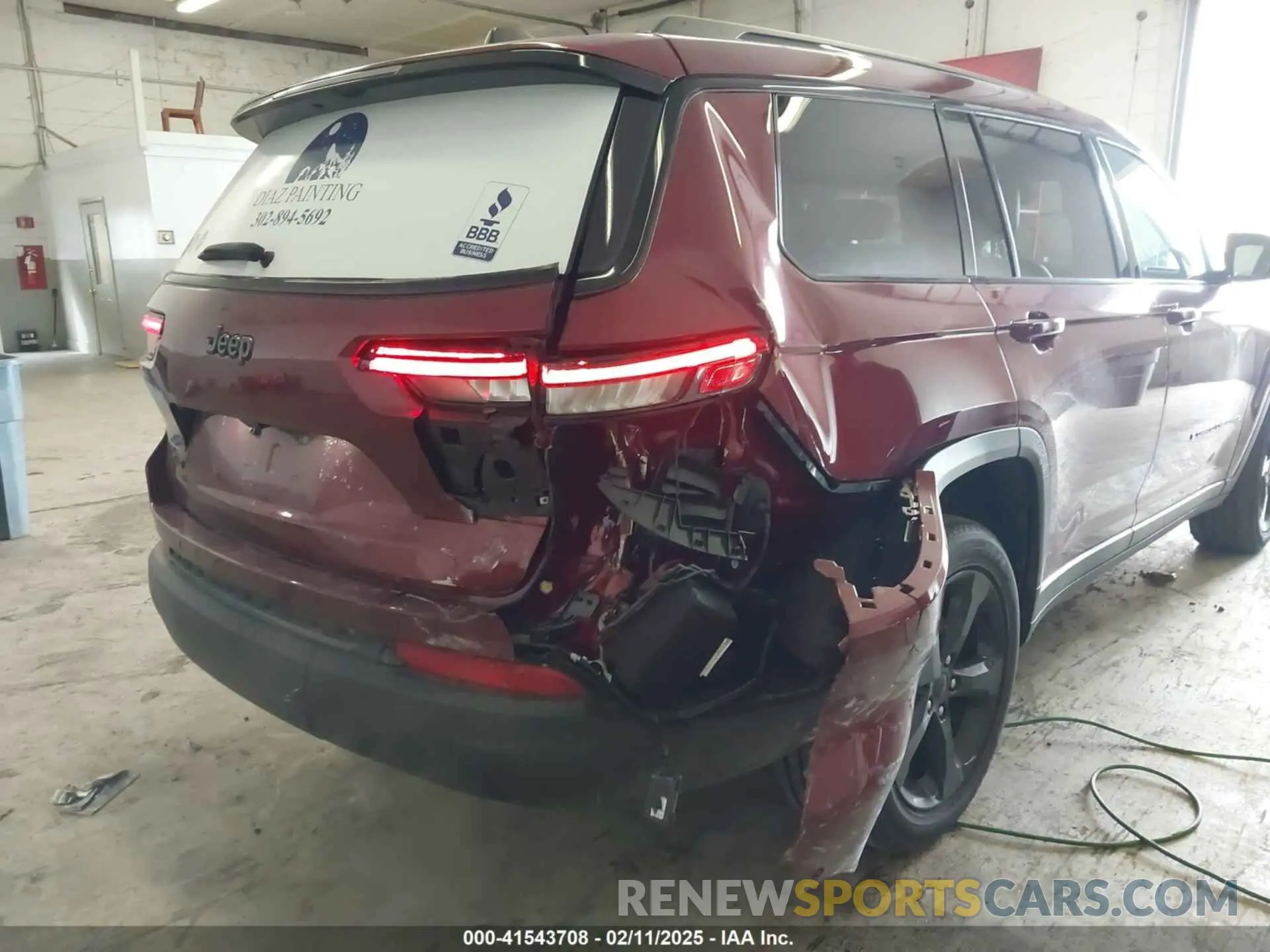 6 Photograph of a damaged car 1C4RJKAG7P8797631 JEEP GRAND CHEROKEE L 2023