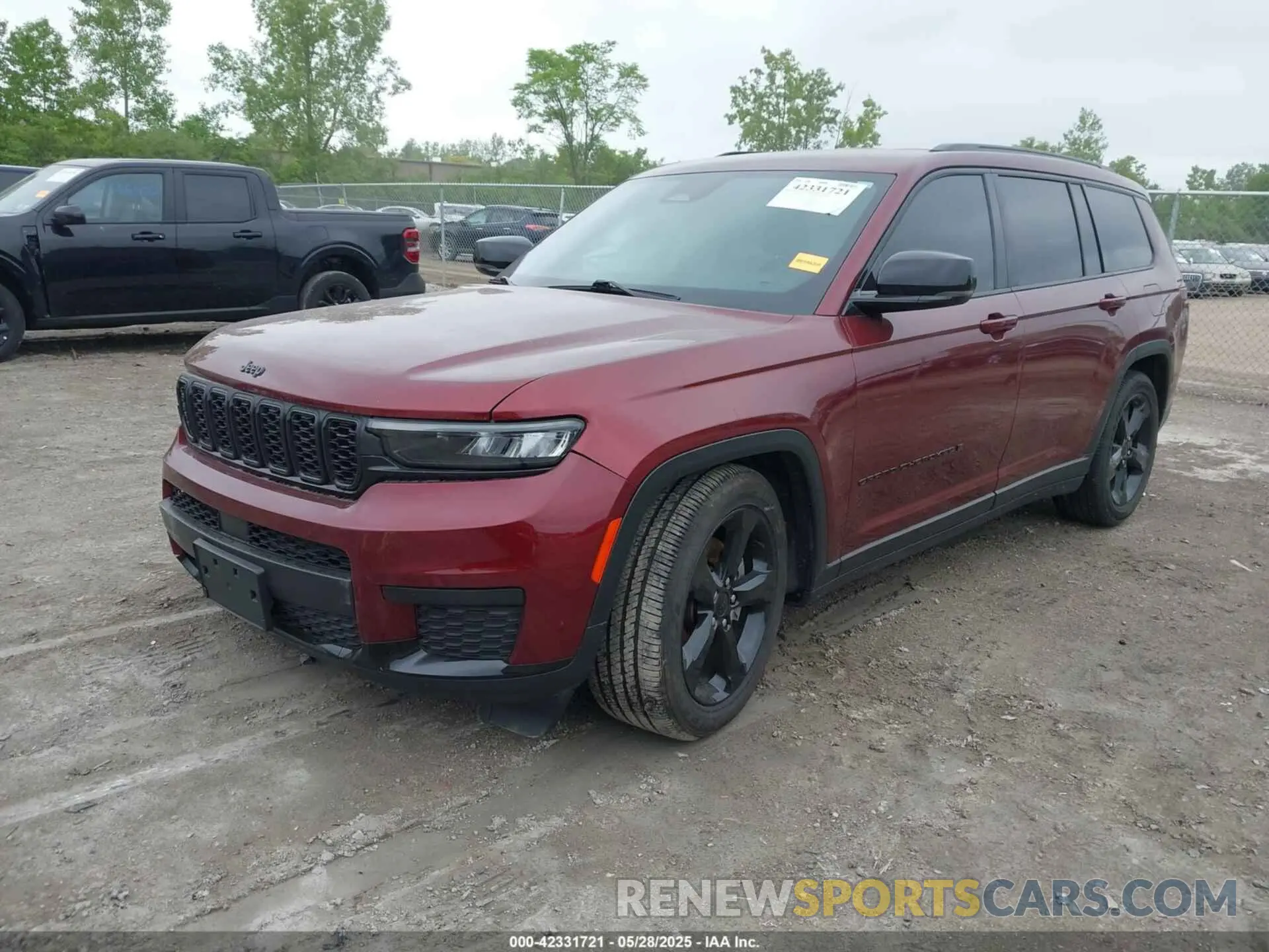 2 Photograph of a damaged car 1C4RJKAG8P8829292 JEEP GRAND CHEROKEE L 2023