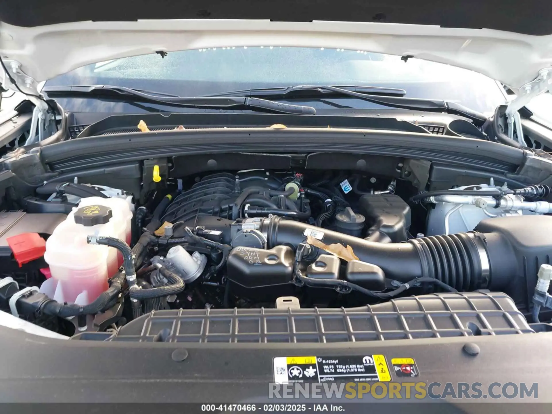 10 Photograph of a damaged car 1C4RJKAGXP8793041 JEEP GRAND CHEROKEE L 2023