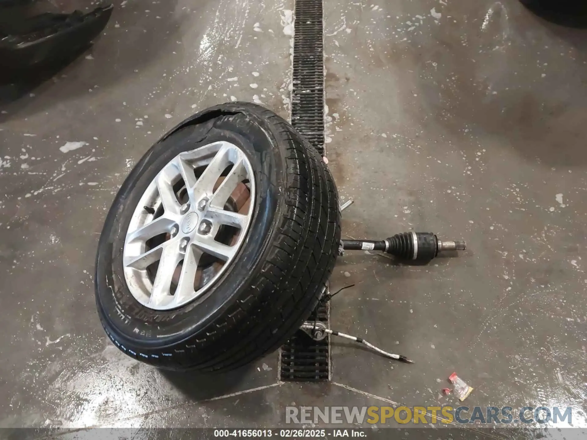 12 Photograph of a damaged car 1C4RJKAGXP8842626 JEEP GRAND CHEROKEE L 2023