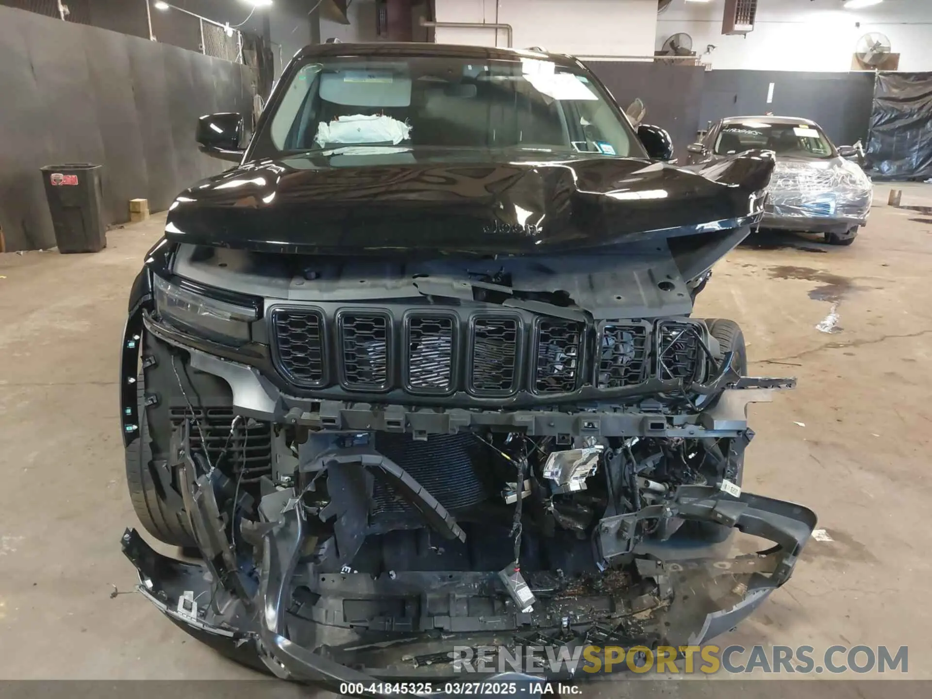 13 Photograph of a damaged car 1C4RJKBG1P8729145 JEEP GRAND CHEROKEE L 2023
