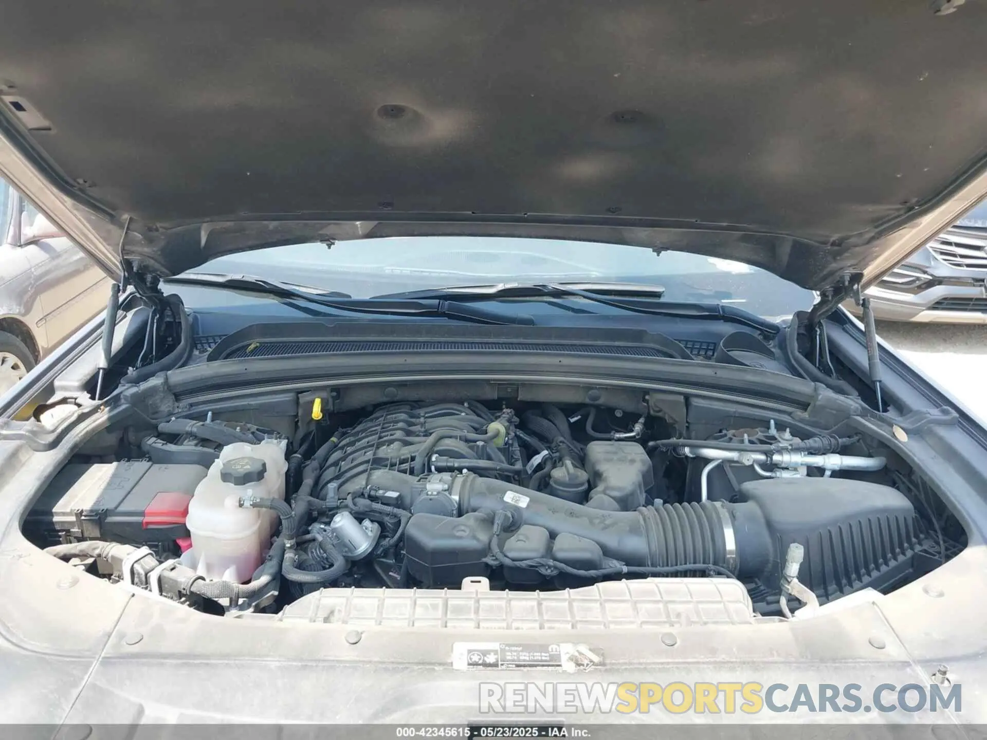 10 Photograph of a damaged car 1C4RJKBG2P8886358 JEEP GRAND CHEROKEE L 2023