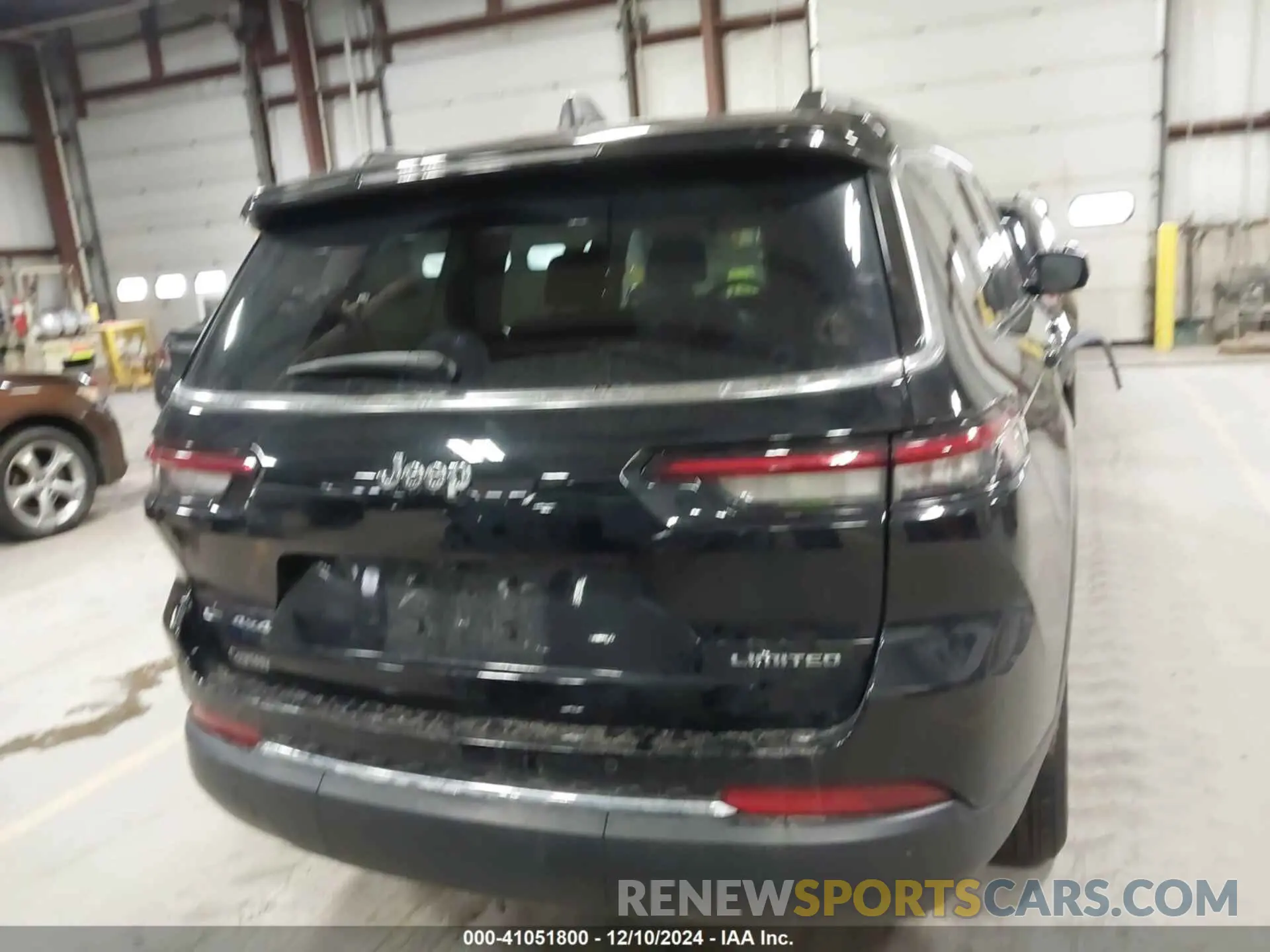 16 Photograph of a damaged car 1C4RJKBG5P8799134 JEEP GRAND CHEROKEE L 2023
