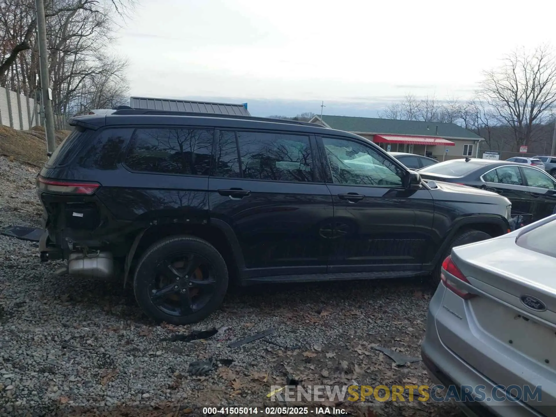 14 Photograph of a damaged car 1C4RJKBG8P8778147 JEEP GRAND CHEROKEE L 2023