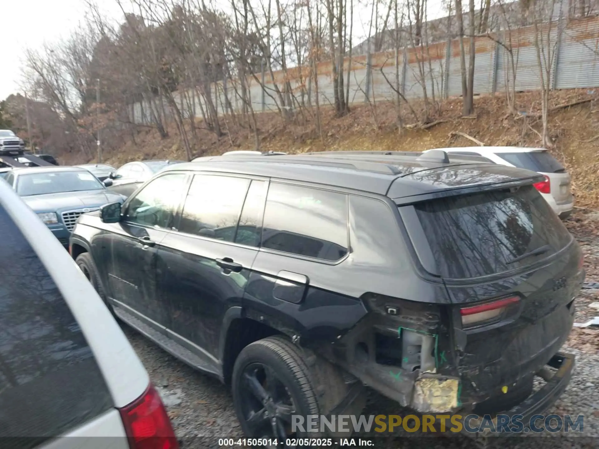 15 Photograph of a damaged car 1C4RJKBG8P8778147 JEEP GRAND CHEROKEE L 2023