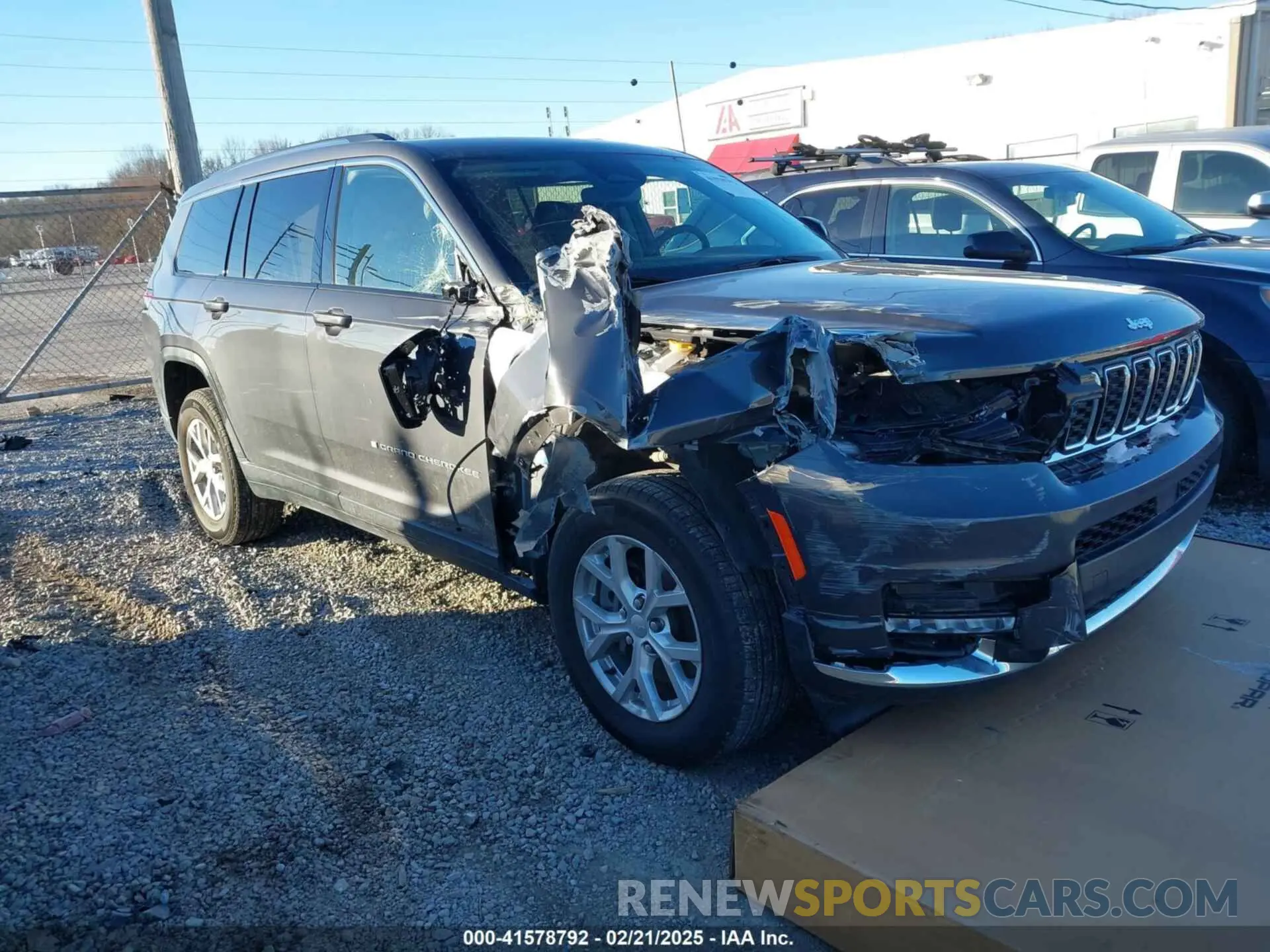1 Photograph of a damaged car 1C4RJKBGXP8815733 JEEP GRAND CHEROKEE L 2023