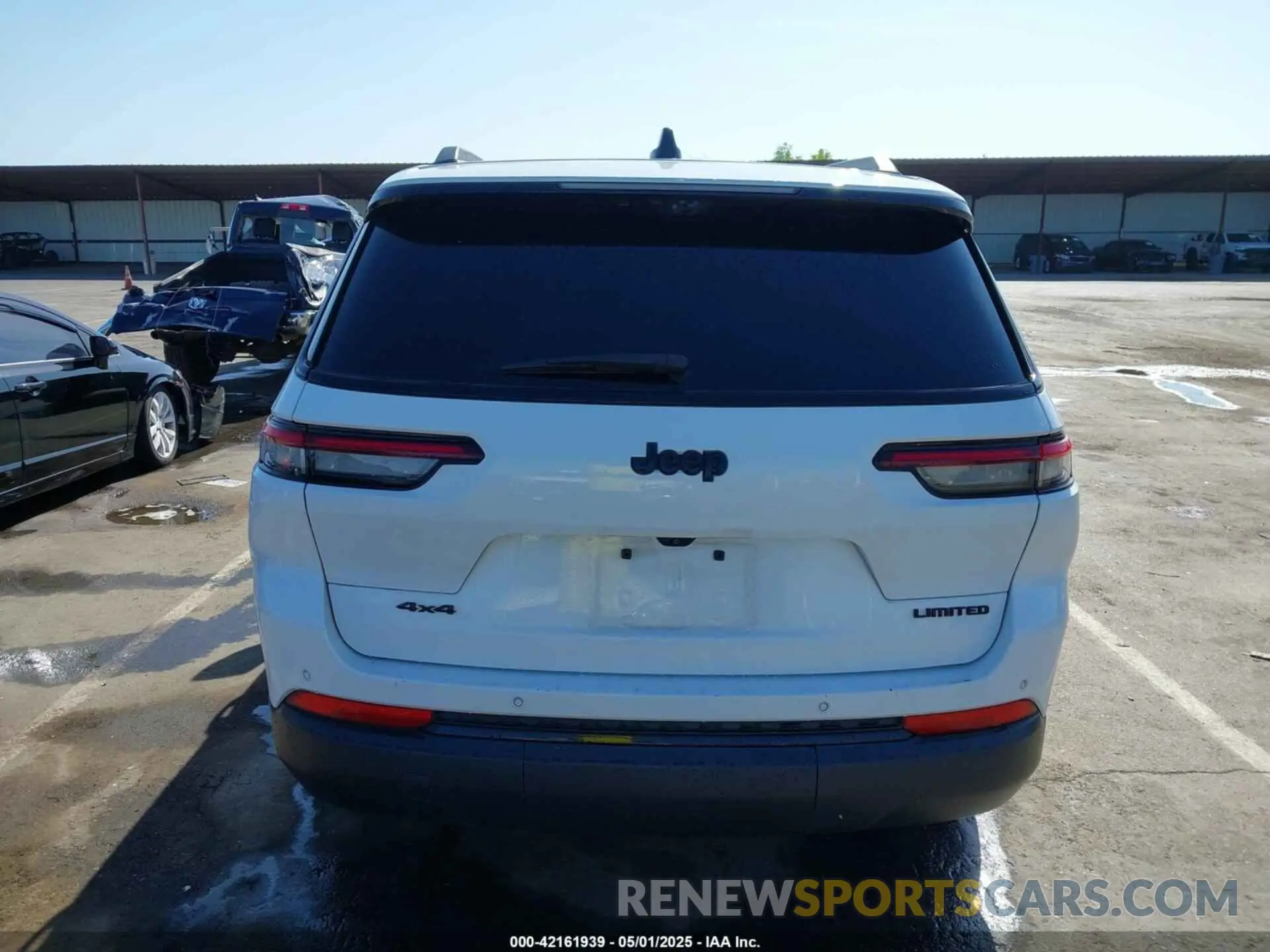 15 Photograph of a damaged car 1C4RJKBGXP8892800 JEEP GRAND CHEROKEE L 2023