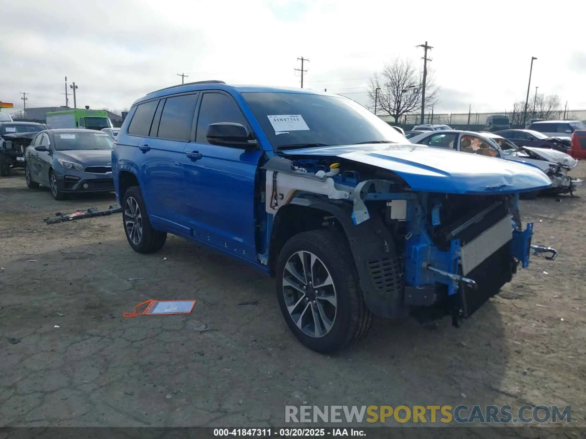 1 Photograph of a damaged car 1C4RJKDG0P8731272 JEEP GRAND CHEROKEE L 2023