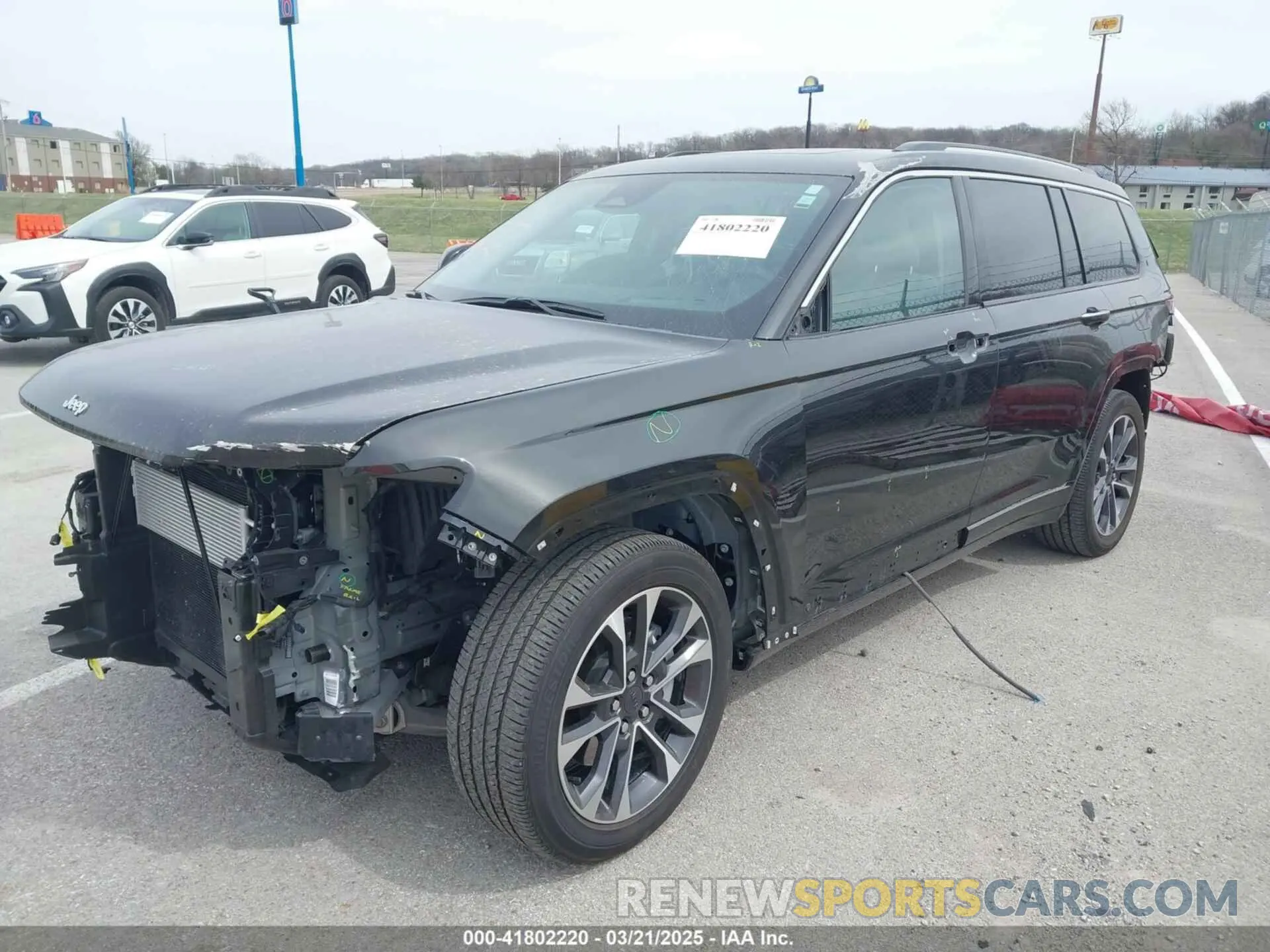 2 Photograph of a damaged car 1C4RJKDG6P8718591 JEEP GRAND CHEROKEE L 2023