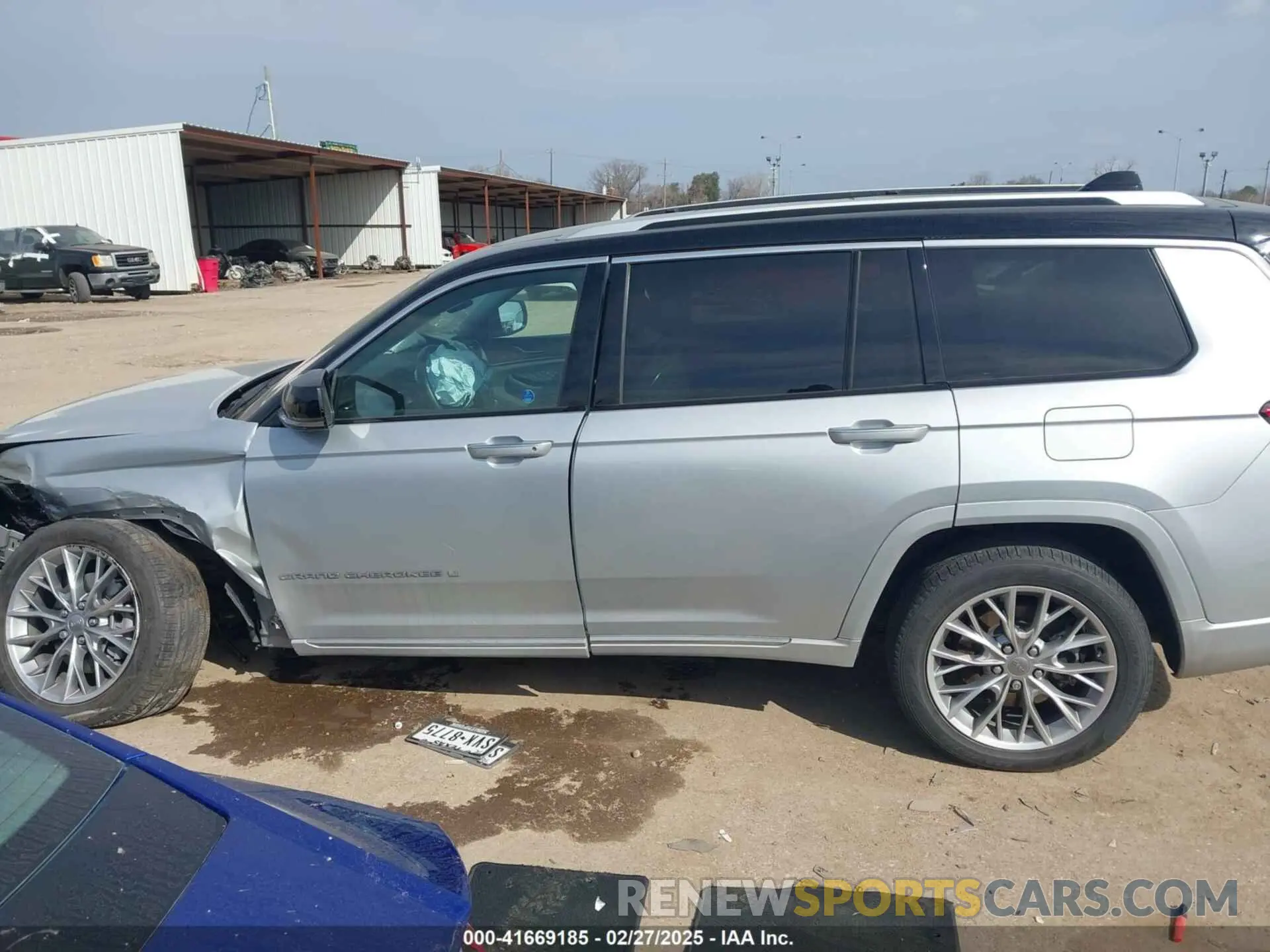 14 Photograph of a damaged car 1C4RJKEG7P8700759 JEEP GRAND CHEROKEE L 2023