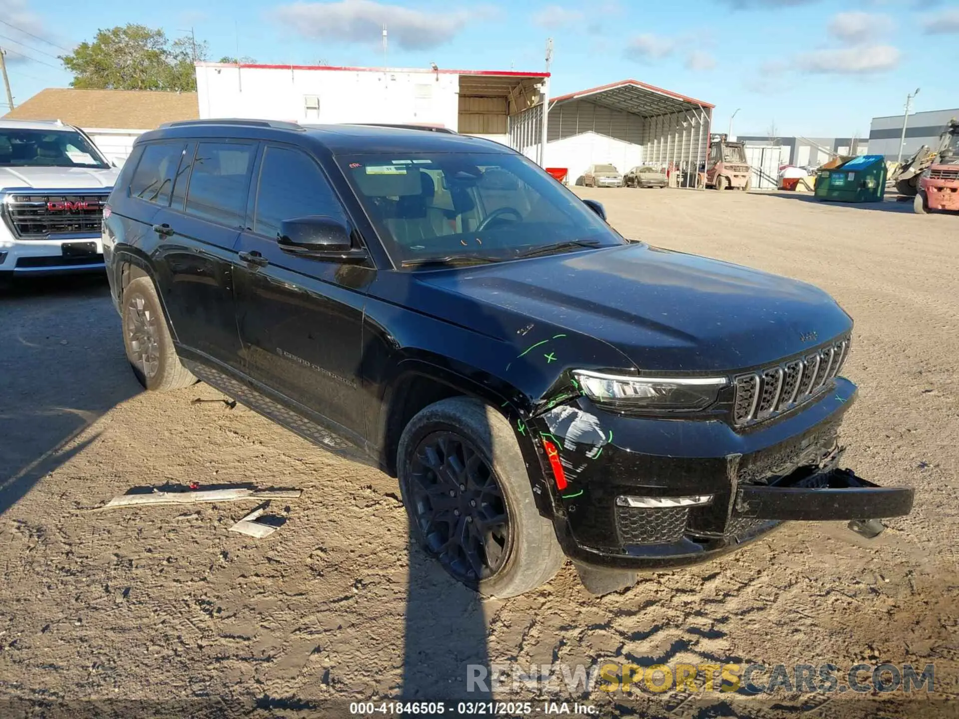 1 Photograph of a damaged car 1C4RJKEGXP8713909 JEEP GRAND CHEROKEE L 2023