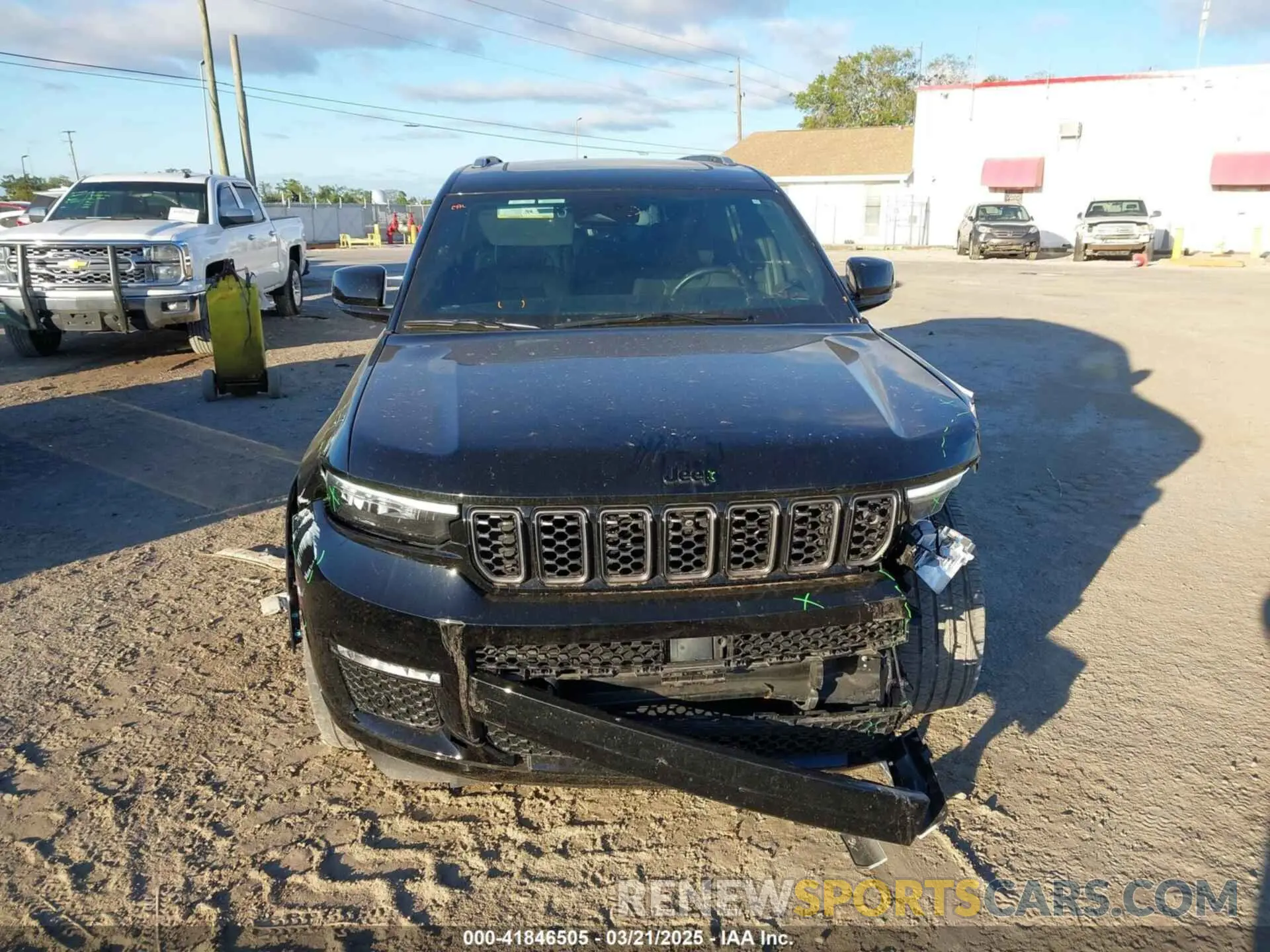 12 Photograph of a damaged car 1C4RJKEGXP8713909 JEEP GRAND CHEROKEE L 2023