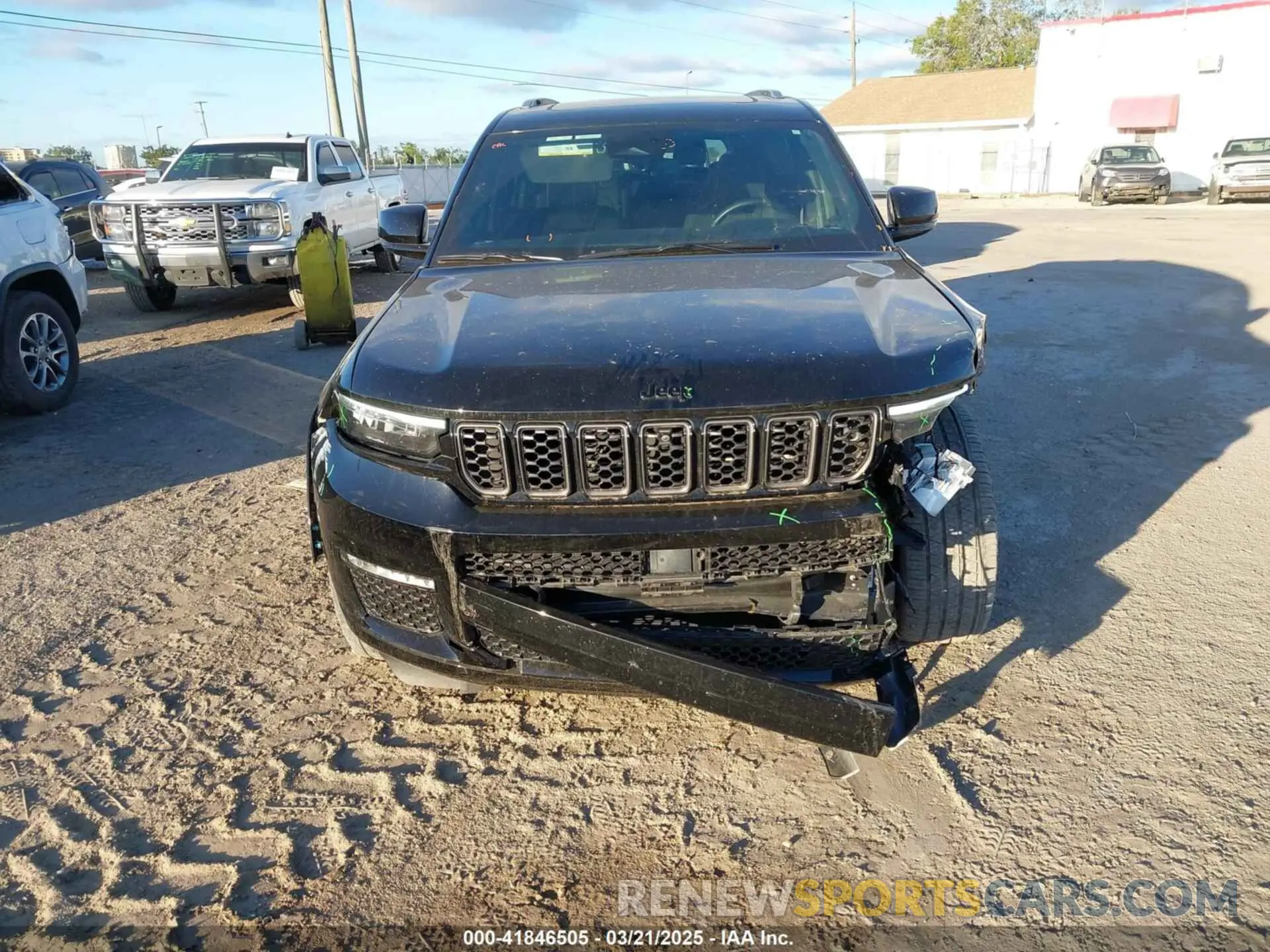 6 Photograph of a damaged car 1C4RJKEGXP8713909 JEEP GRAND CHEROKEE L 2023