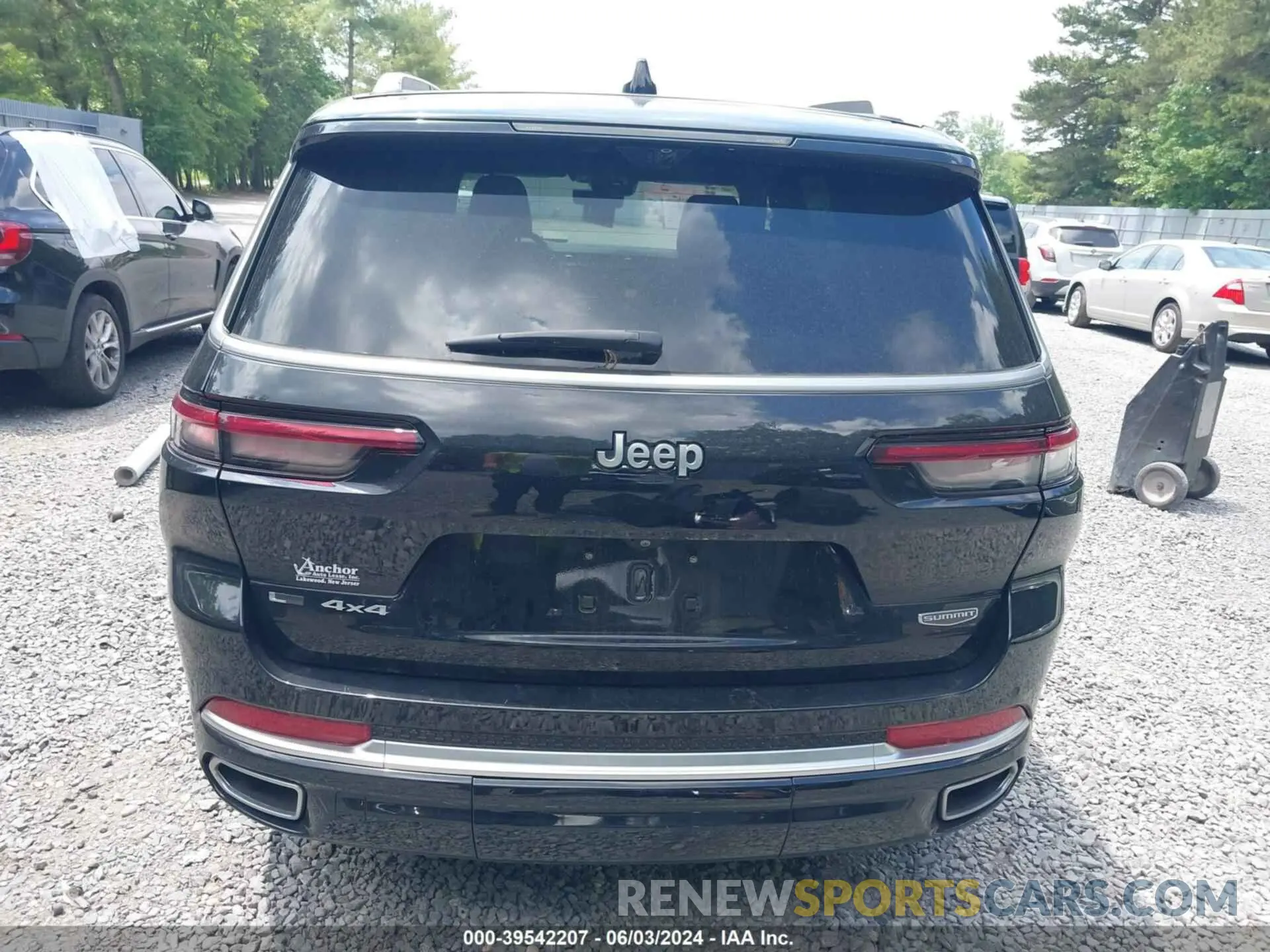 16 Photograph of a damaged car 1C4RJKET3P8110118 JEEP GRAND CHEROKEE L 2023