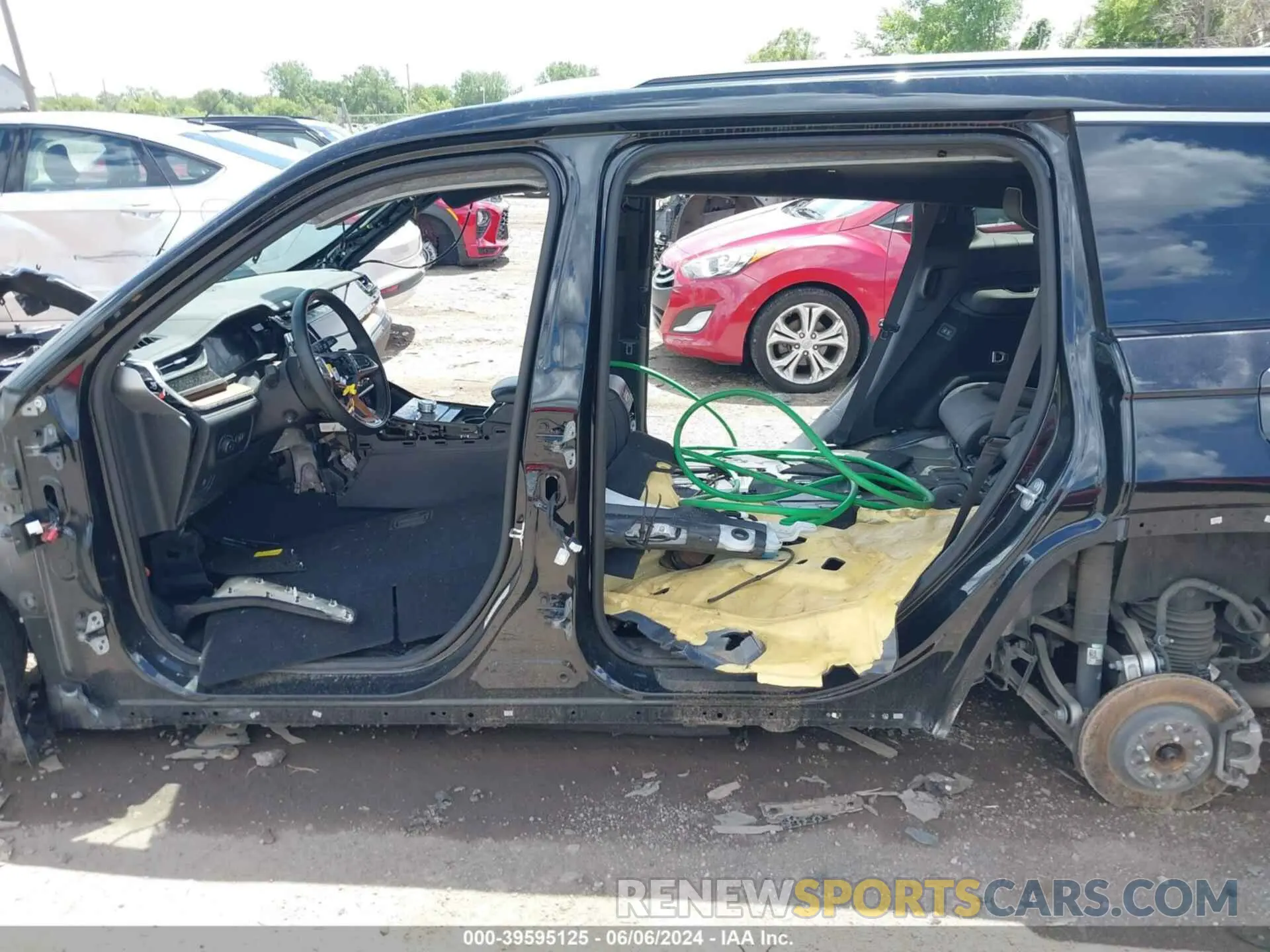 13 Photograph of a damaged car 1C4RJKET8P8108400 JEEP GRAND CHEROKEE L 2023