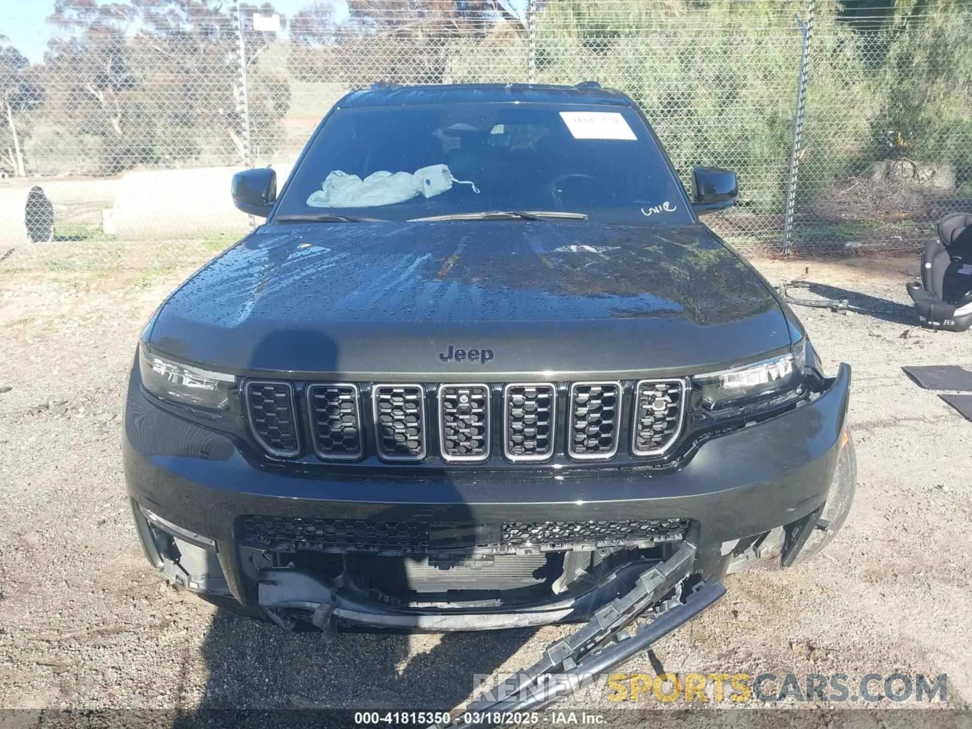 12 Photograph of a damaged car 1C4RJKET8P8869069 JEEP GRAND CHEROKEE L 2023
