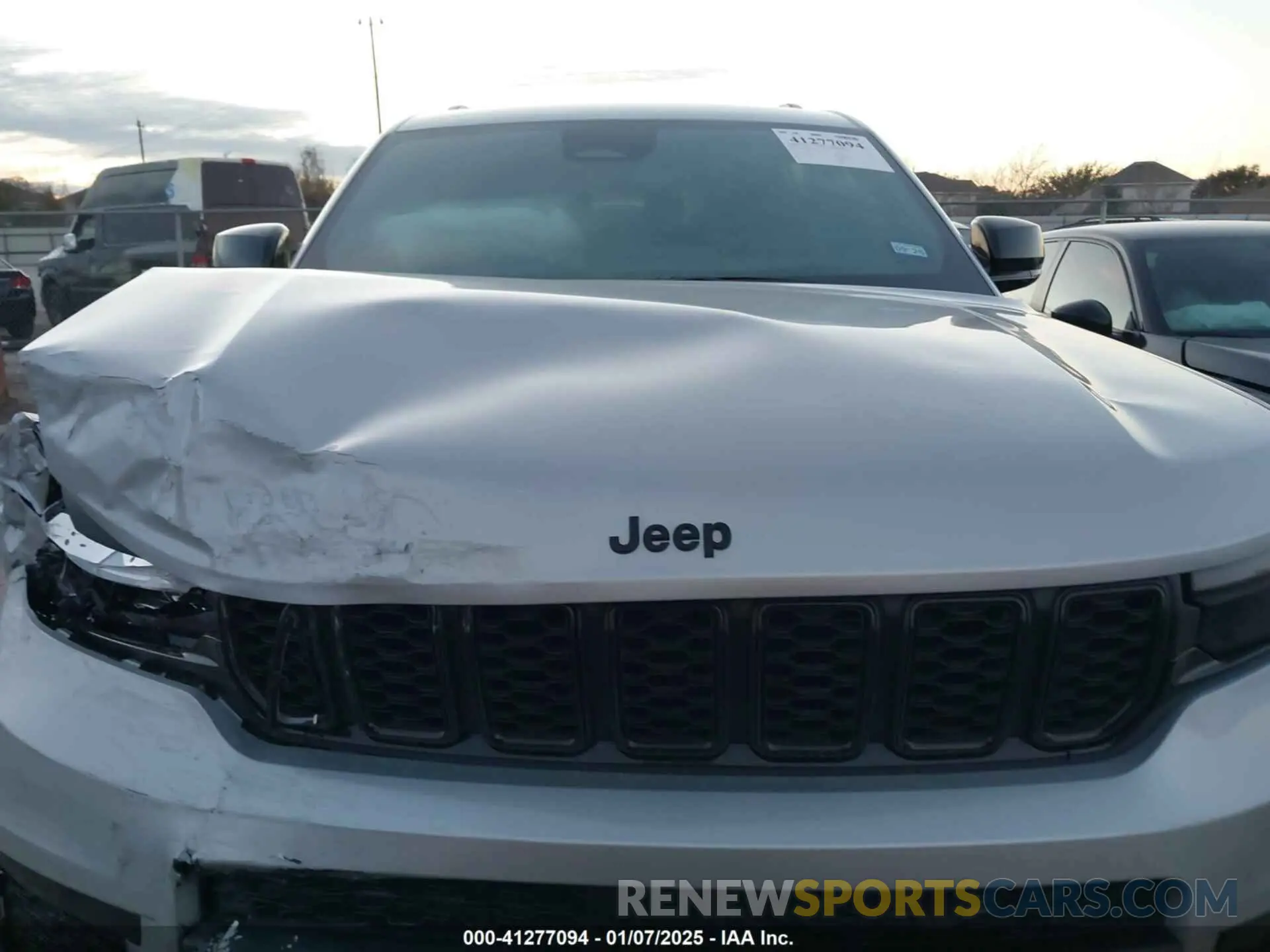 13 Photograph of a damaged car 1C4RJJAG9R8612184 JEEP GRAND CHEROKEE L 2024
