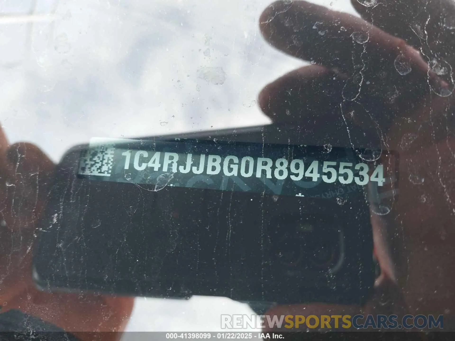 9 Photograph of a damaged car 1C4RJJBG0R8945534 JEEP GRAND CHEROKEE L 2024