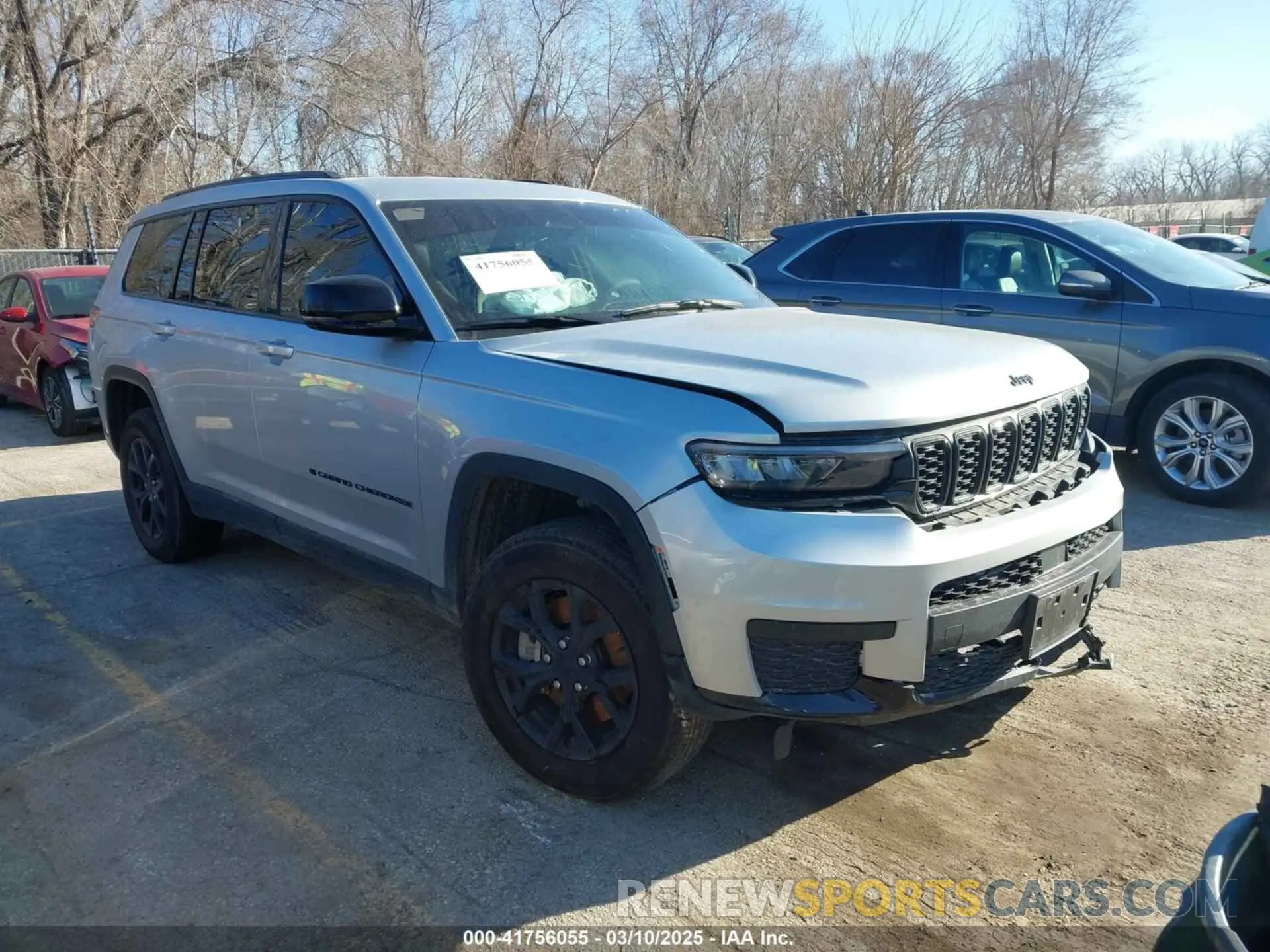 1 Photograph of a damaged car 1C4RJKAG6R8508242 JEEP GRAND CHEROKEE L 2024