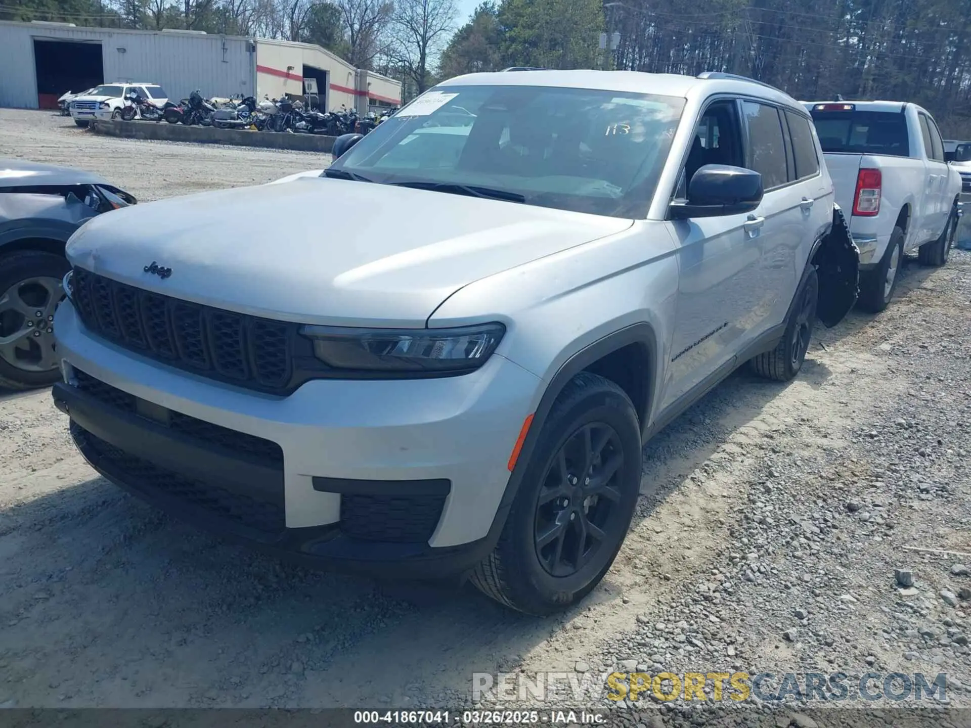 2 Photograph of a damaged car 1C4RJKAG6R8548904 JEEP GRAND CHEROKEE L 2024