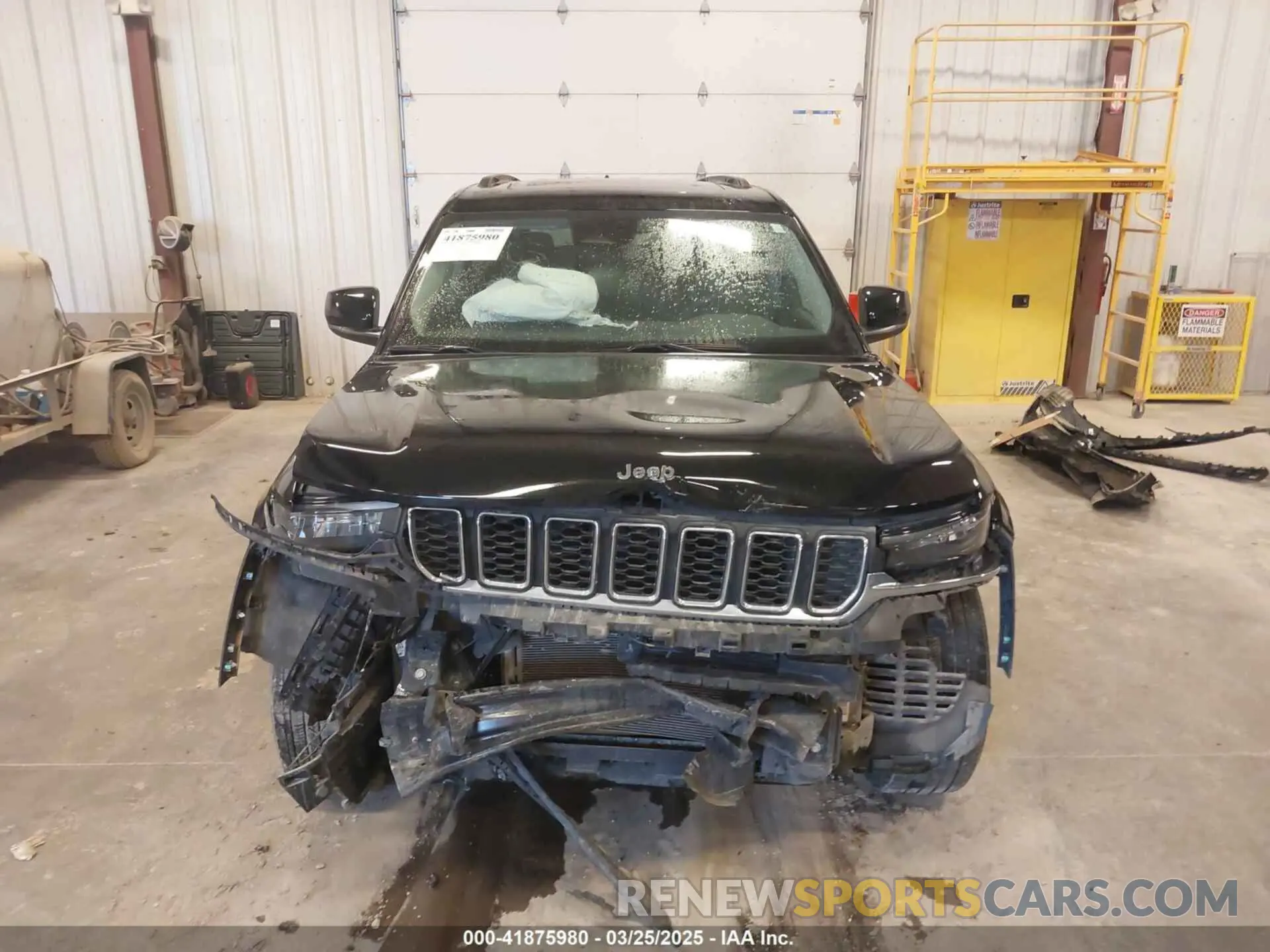 12 Photograph of a damaged car 1C4RJKAG7R8932965 JEEP GRAND CHEROKEE L 2024