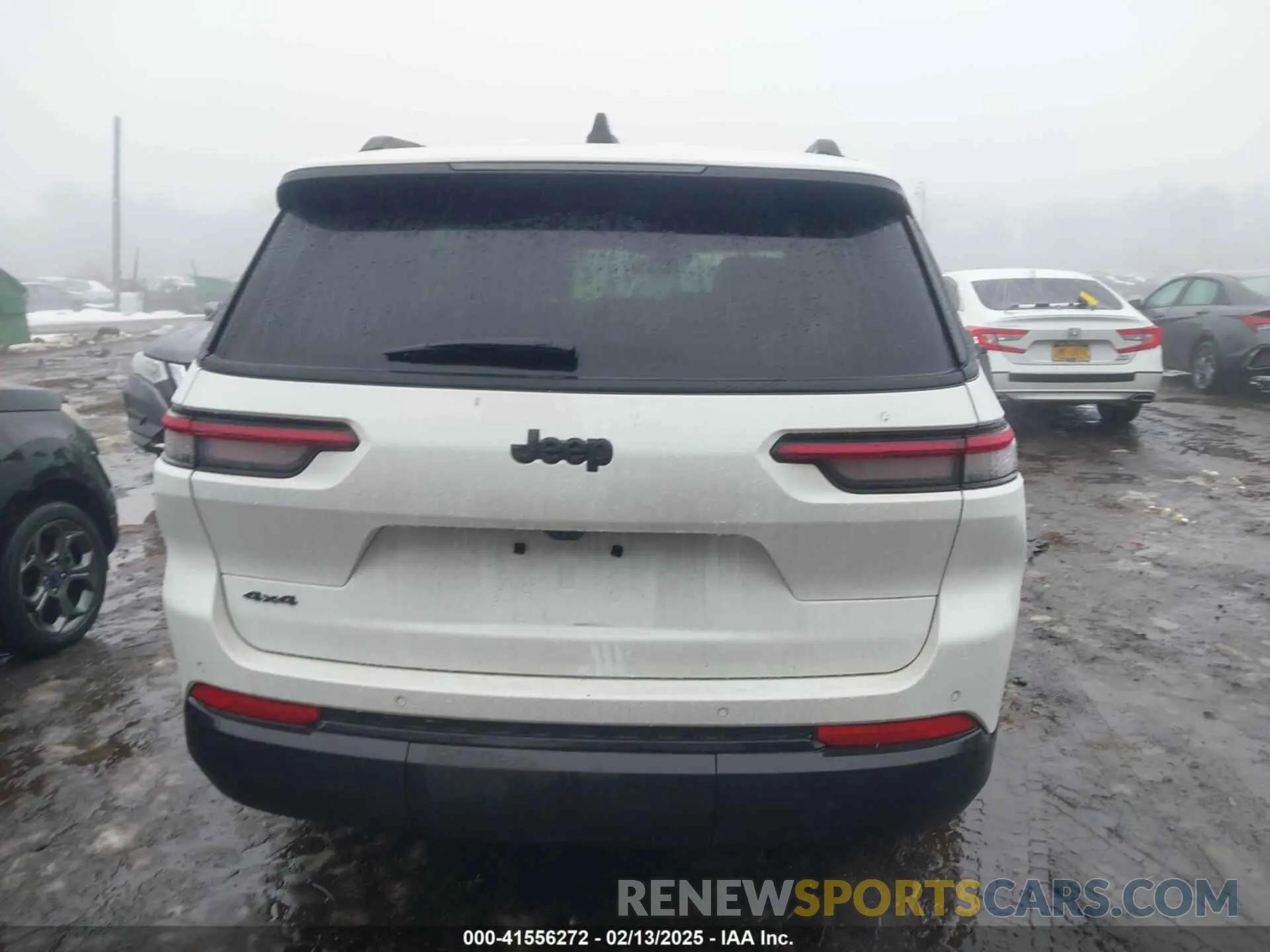 16 Photograph of a damaged car 1C4RJKAG8R8556020 JEEP GRAND CHEROKEE L 2024