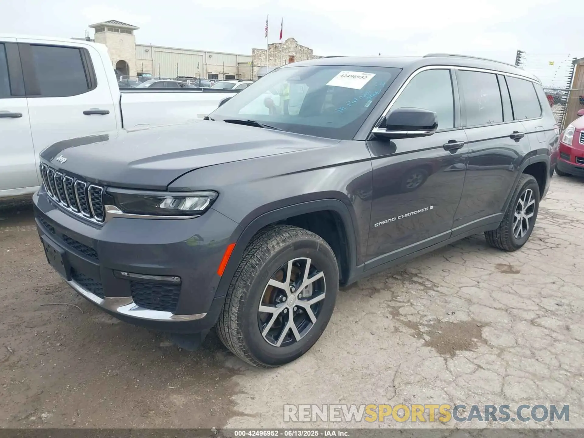 2 Photograph of a damaged car 1C4RJKBG0R8548766 JEEP GRAND CHEROKEE L 2024