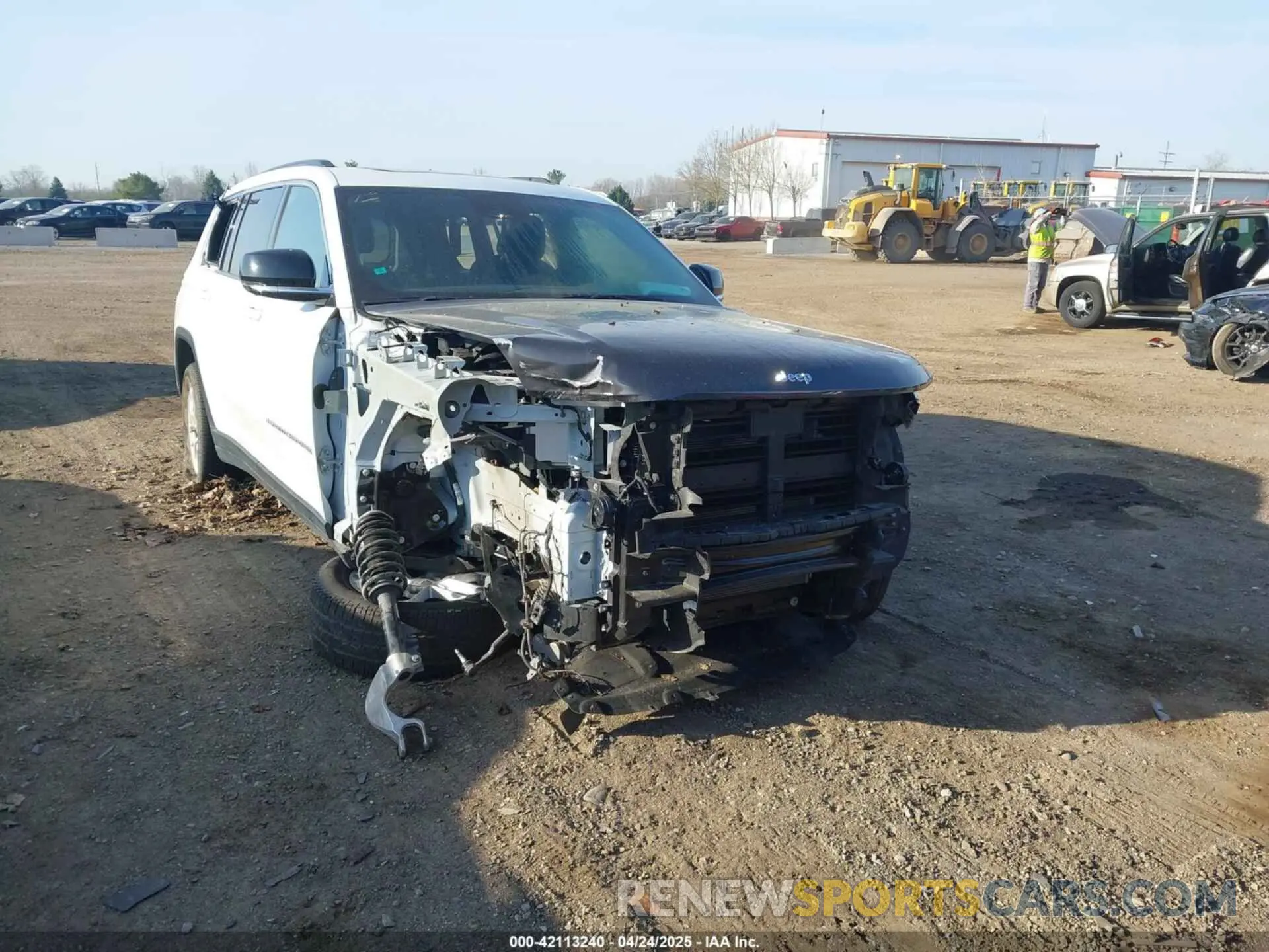 1 Photograph of a damaged car 1C4RJKBG0R8549707 JEEP GRAND CHEROKEE L 2024