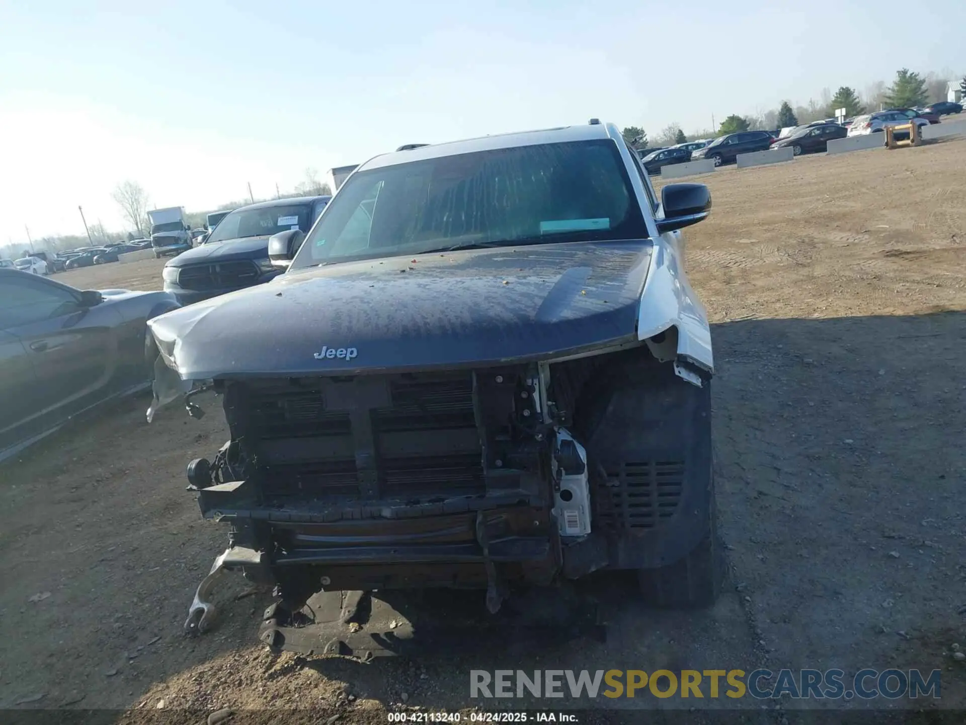 11 Photograph of a damaged car 1C4RJKBG0R8549707 JEEP GRAND CHEROKEE L 2024