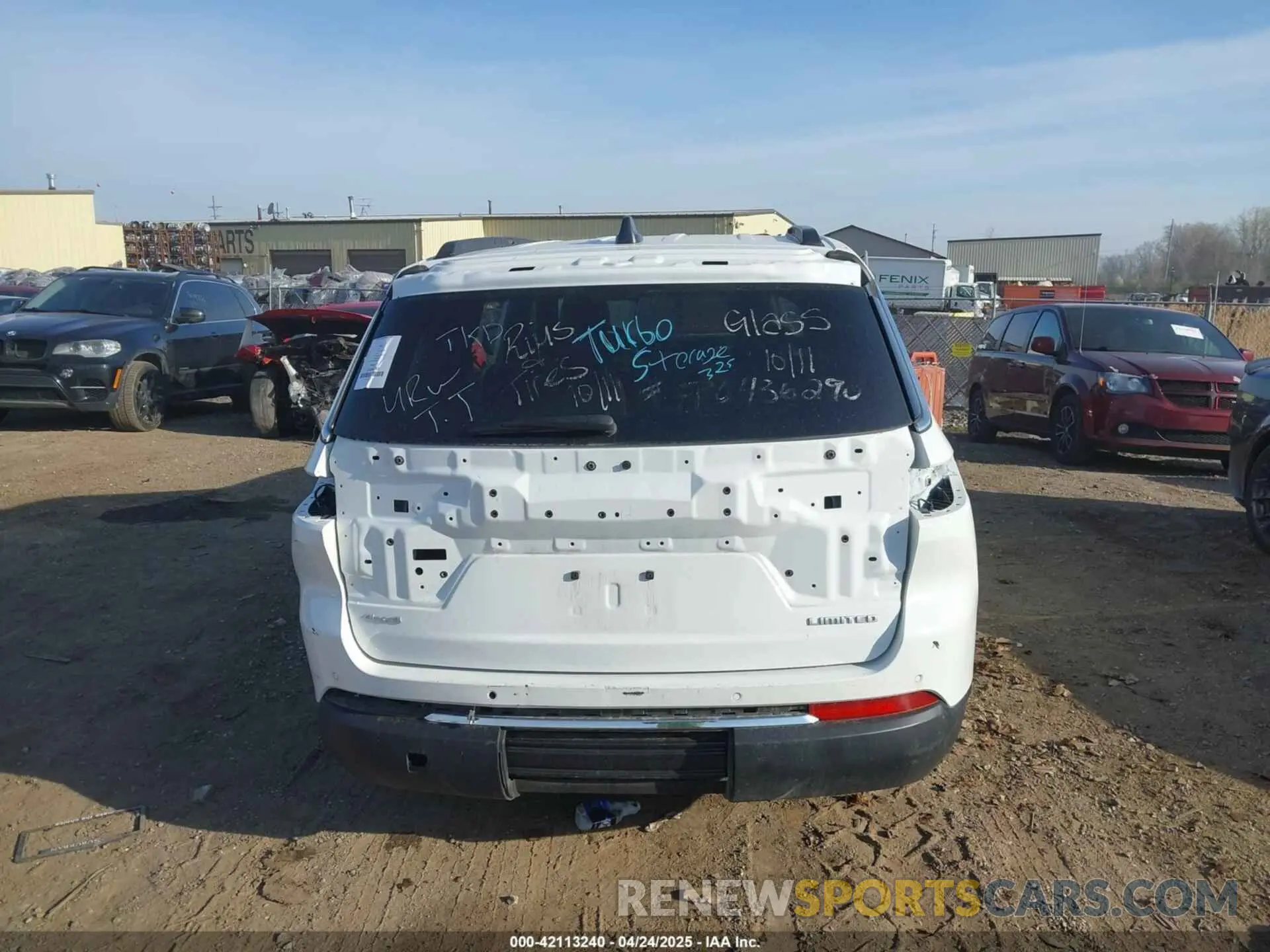 15 Photograph of a damaged car 1C4RJKBG0R8549707 JEEP GRAND CHEROKEE L 2024