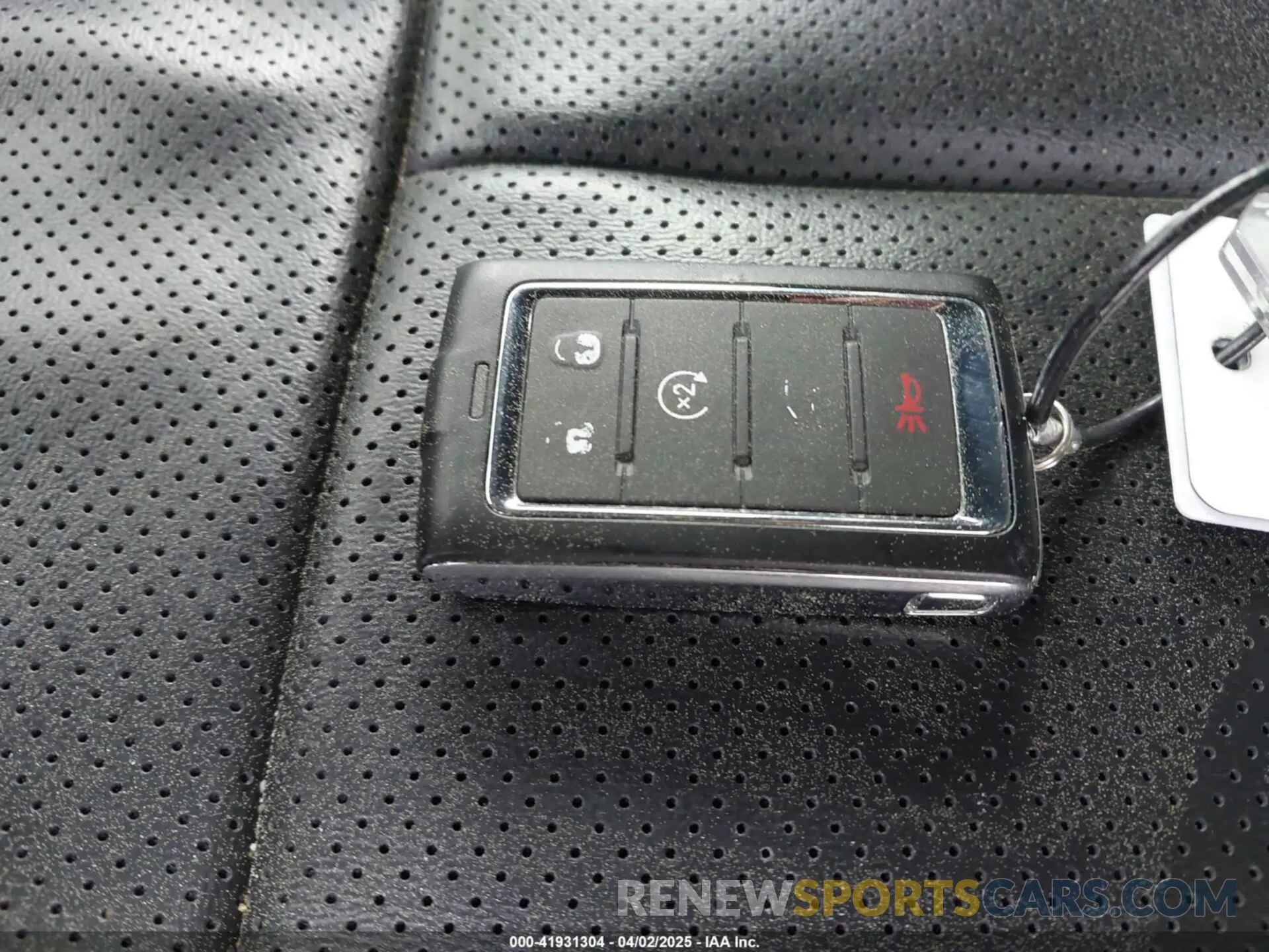 11 Photograph of a damaged car 1C4RJKBG4R8557602 JEEP GRAND CHEROKEE L 2024