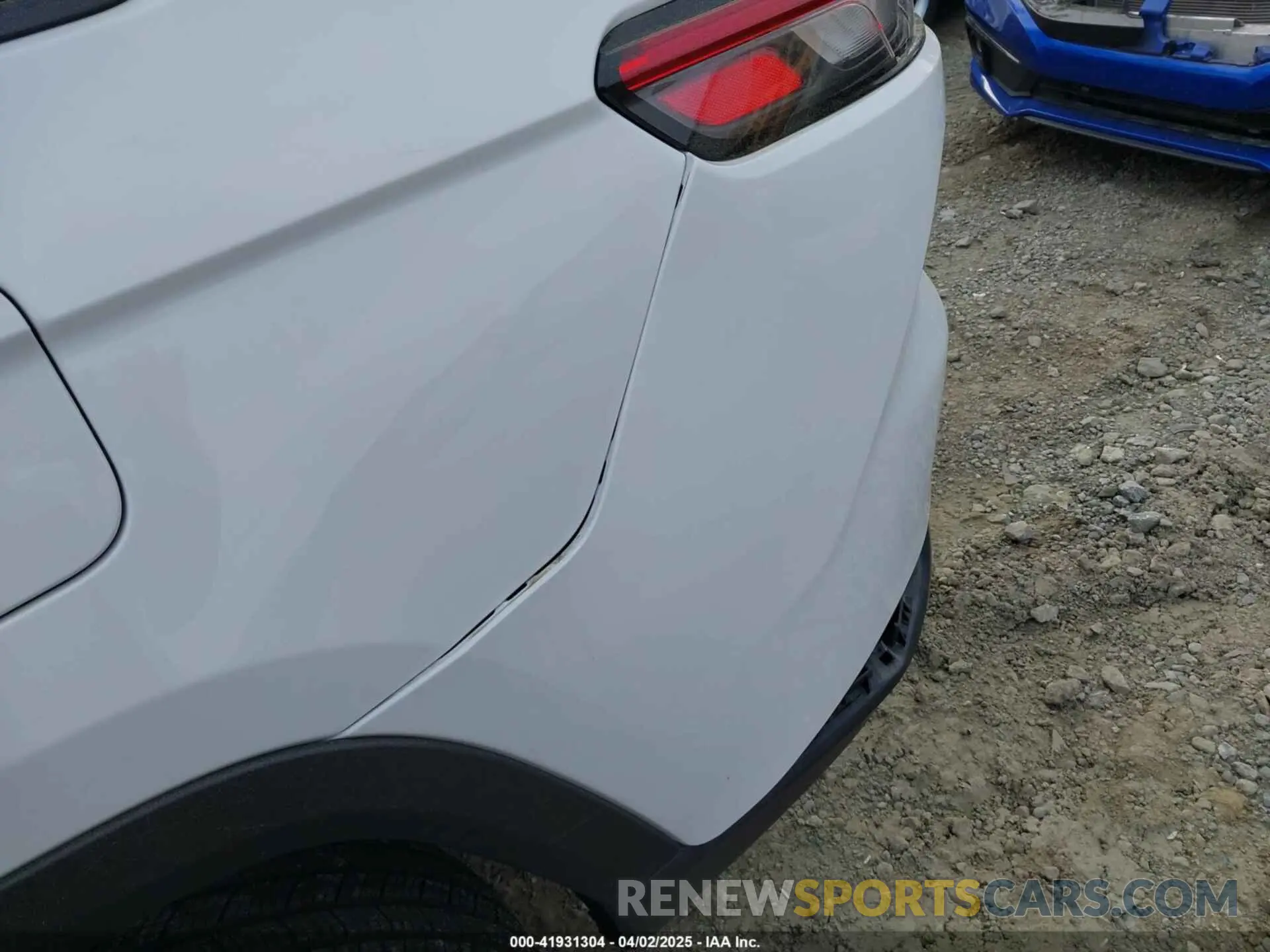 18 Photograph of a damaged car 1C4RJKBG4R8557602 JEEP GRAND CHEROKEE L 2024