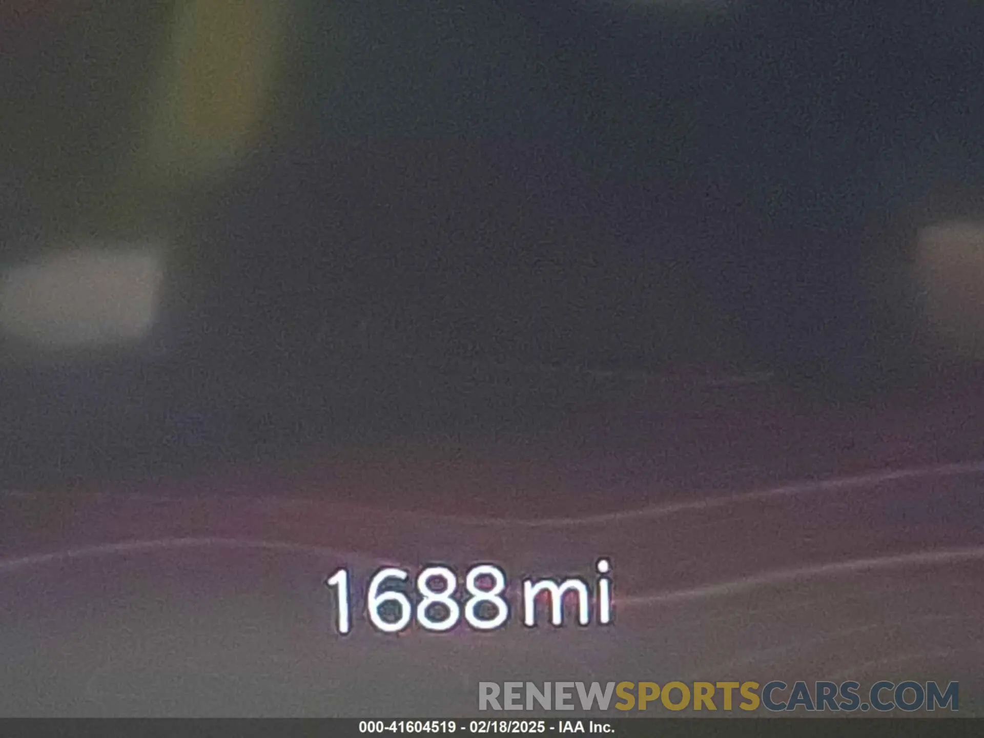 16 Photograph of a damaged car 1C4RJKBG6R8617508 JEEP GRAND CHEROKEE L 2024