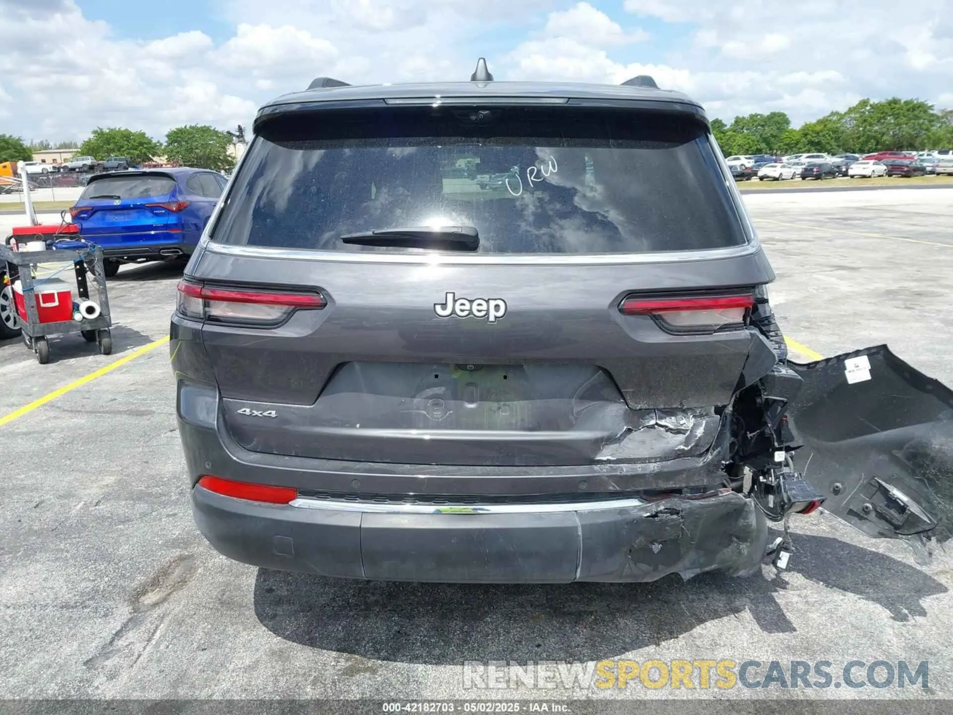 16 Photograph of a damaged car 1C4RJKBG7R8602211 JEEP GRAND CHEROKEE L 2024