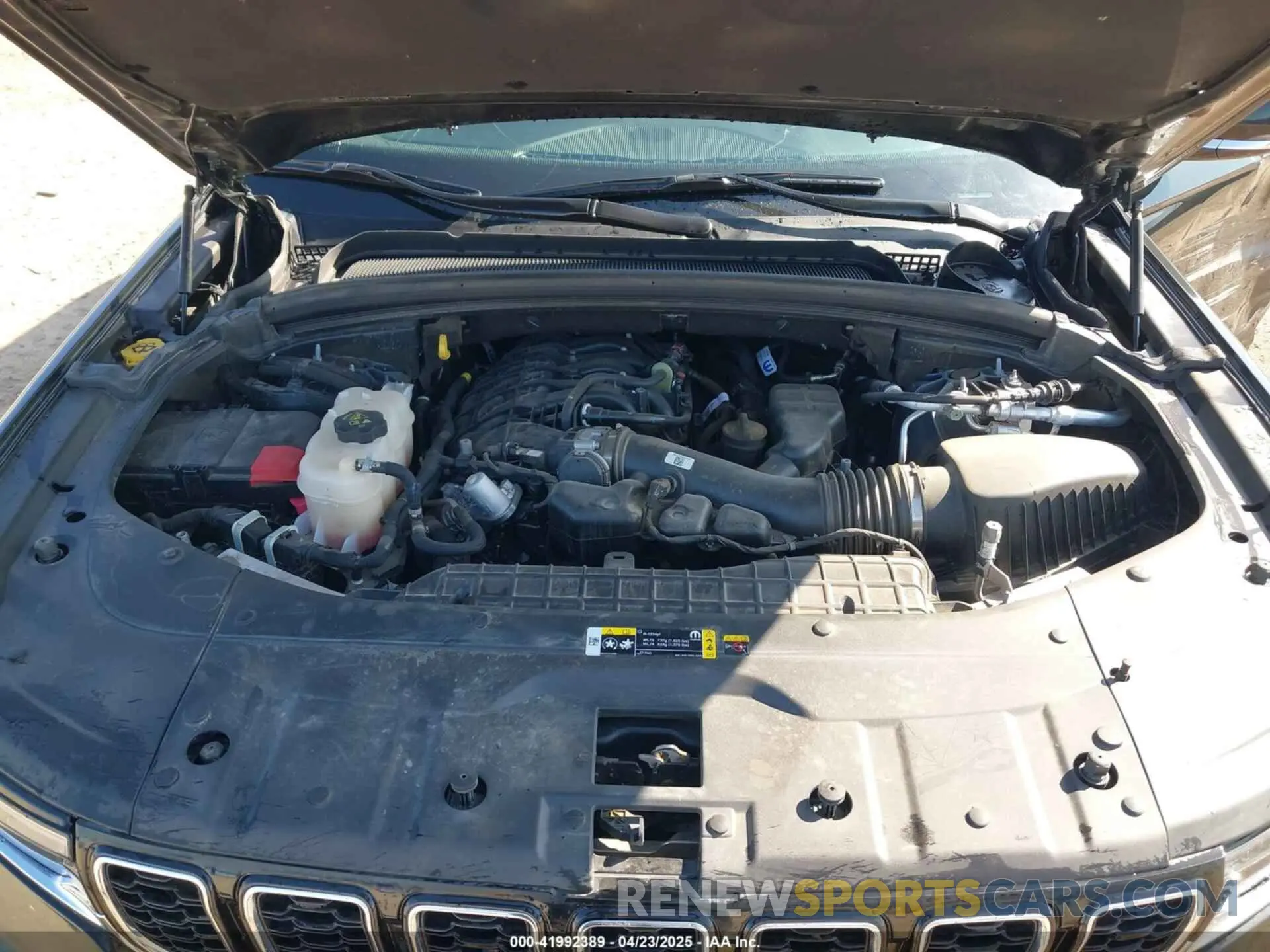 10 Photograph of a damaged car 1C4RJKBG7R8921561 JEEP GRAND CHEROKEE L 2024