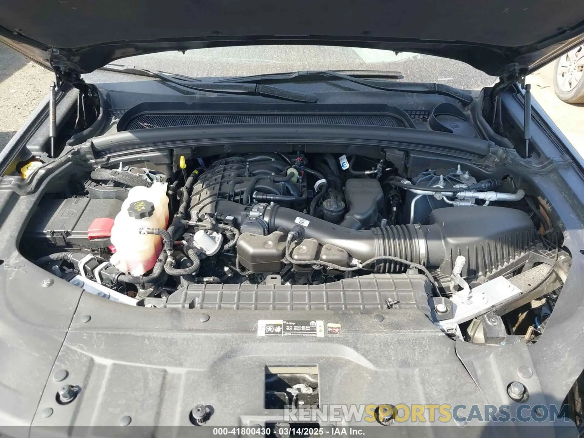 10 Photograph of a damaged car 1C4RJKBG8R8602573 JEEP GRAND CHEROKEE L 2024