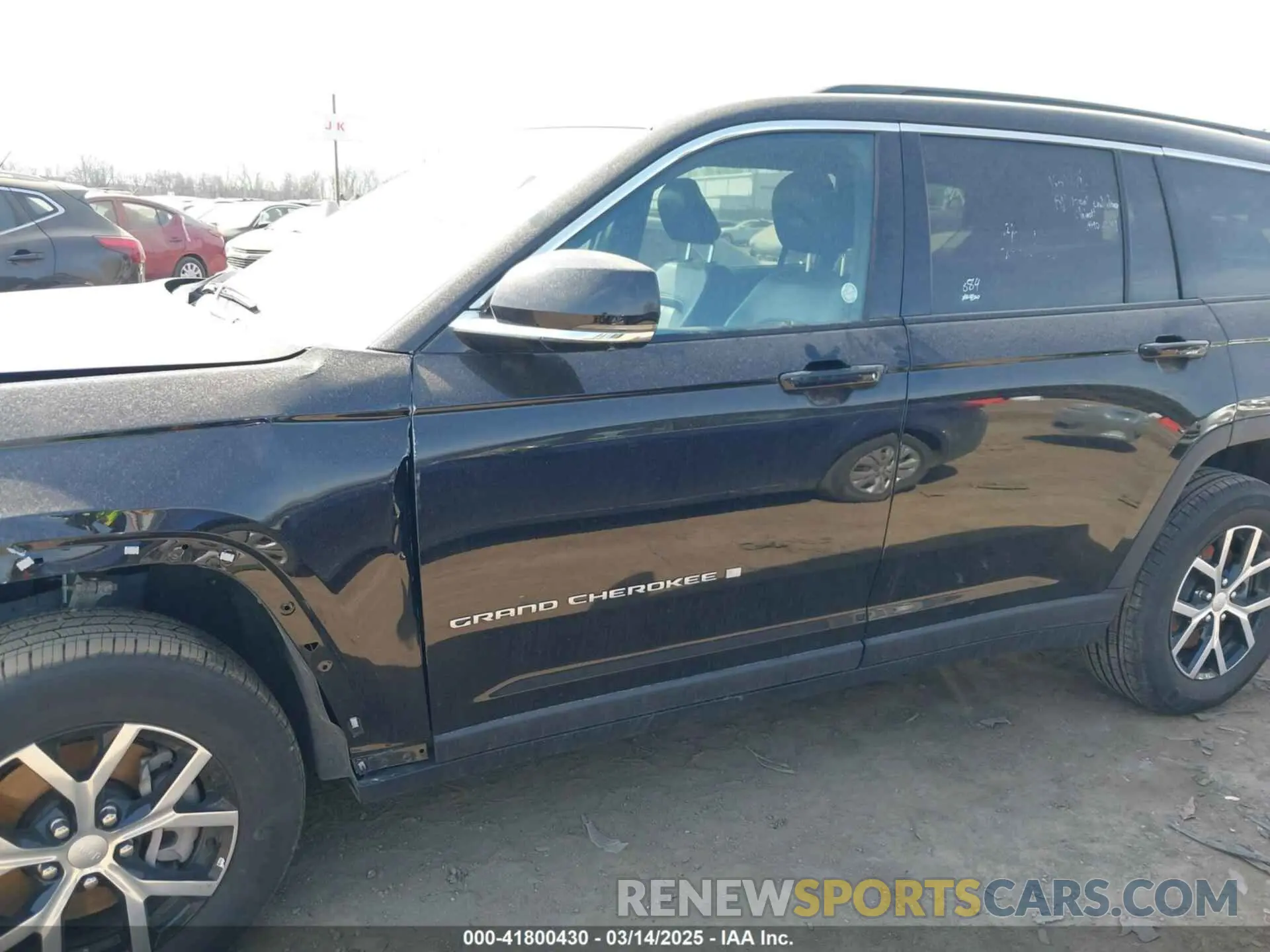 14 Photograph of a damaged car 1C4RJKBG8R8602573 JEEP GRAND CHEROKEE L 2024