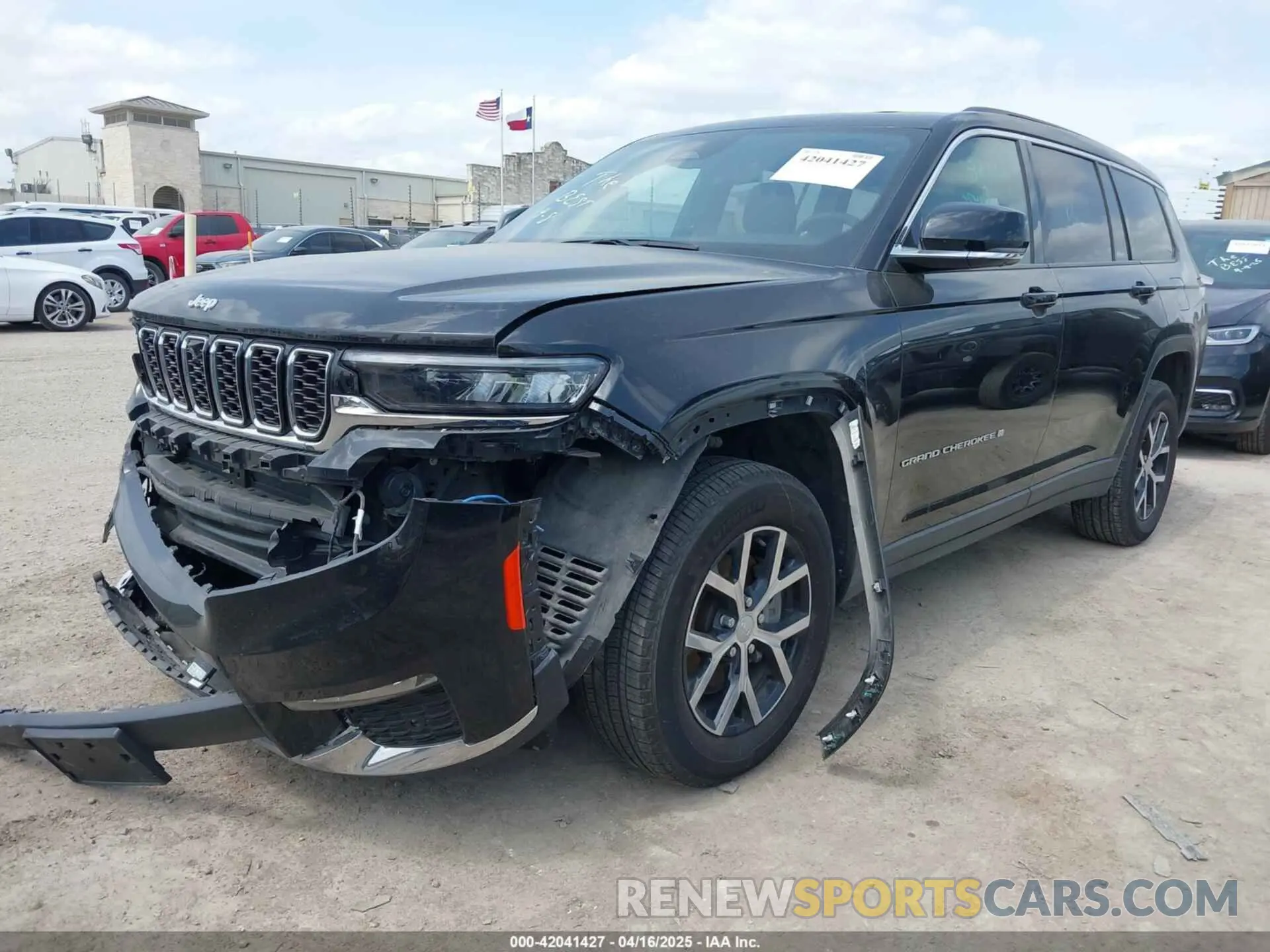 2 Photograph of a damaged car 1C4RJKBG9R8530024 JEEP GRAND CHEROKEE L 2024
