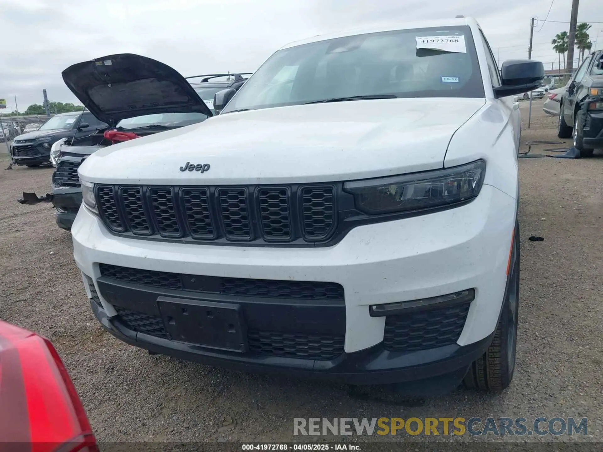 12 Photograph of a damaged car 1C4RJKBGXR8536835 JEEP GRAND CHEROKEE L 2024