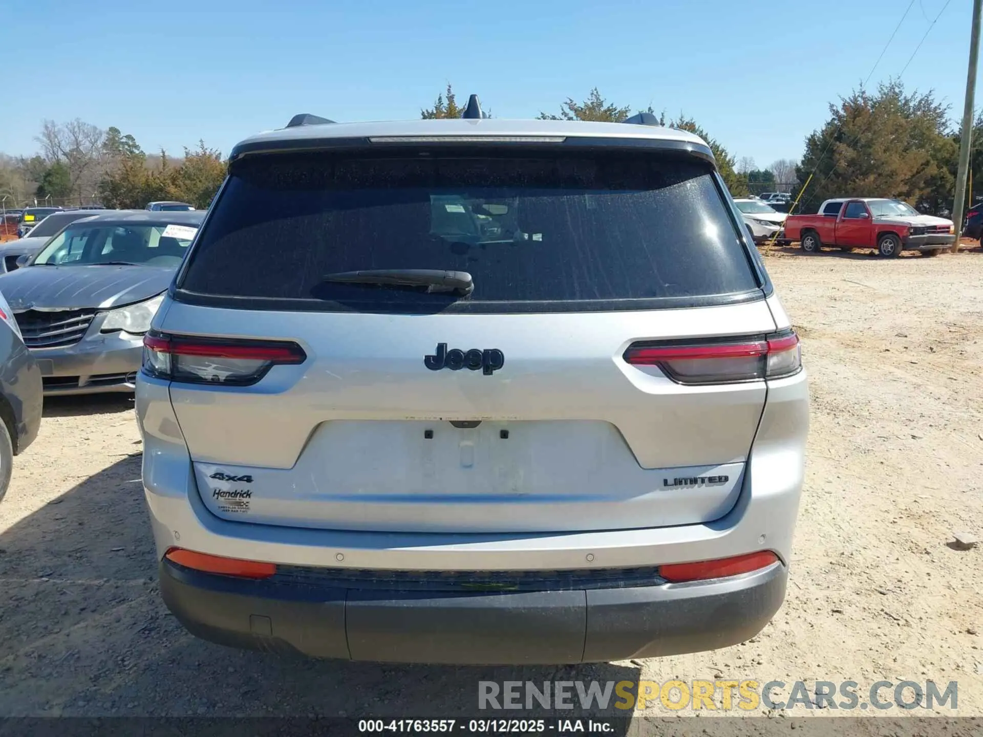 15 Photograph of a damaged car 1C4RJKBGXR8597487 JEEP GRAND CHEROKEE L 2024