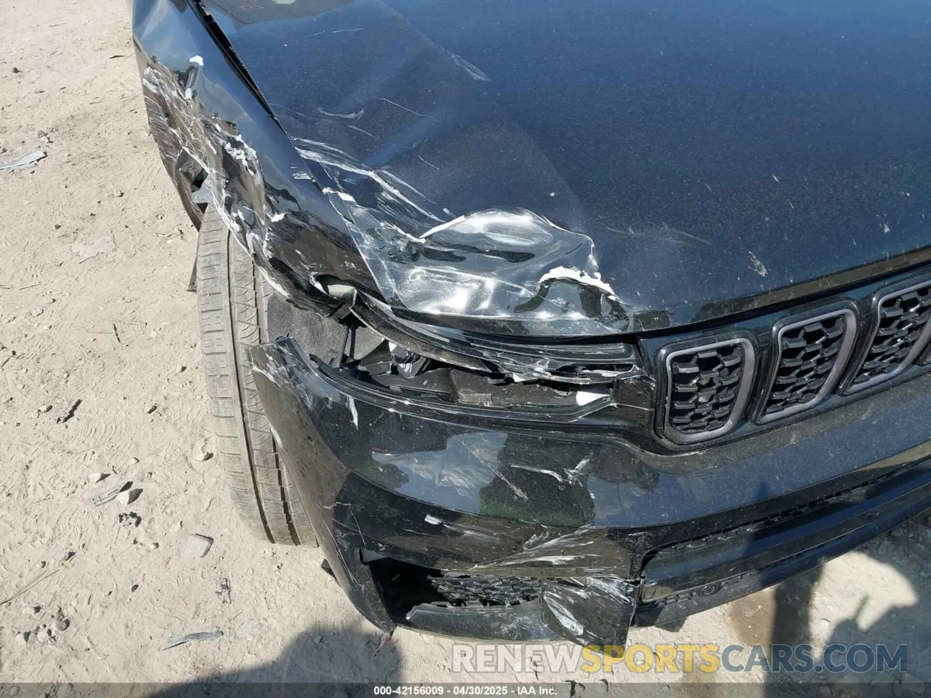 6 Photograph of a damaged car 1C4RJKEG2R8530510 JEEP GRAND CHEROKEE L 2024