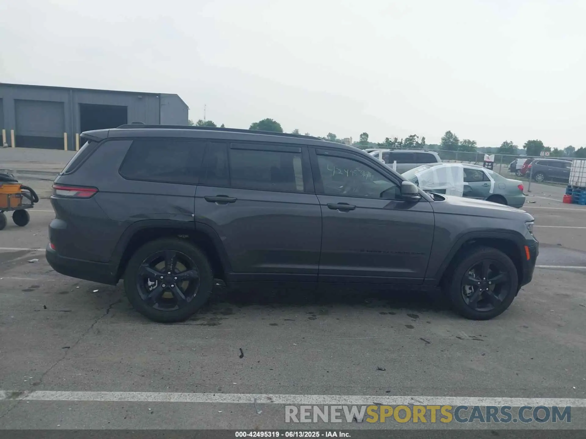 6 Photograph of a damaged car 1C4RJKAG0S8675122 JEEP GRAND CHEROKEE L 2025