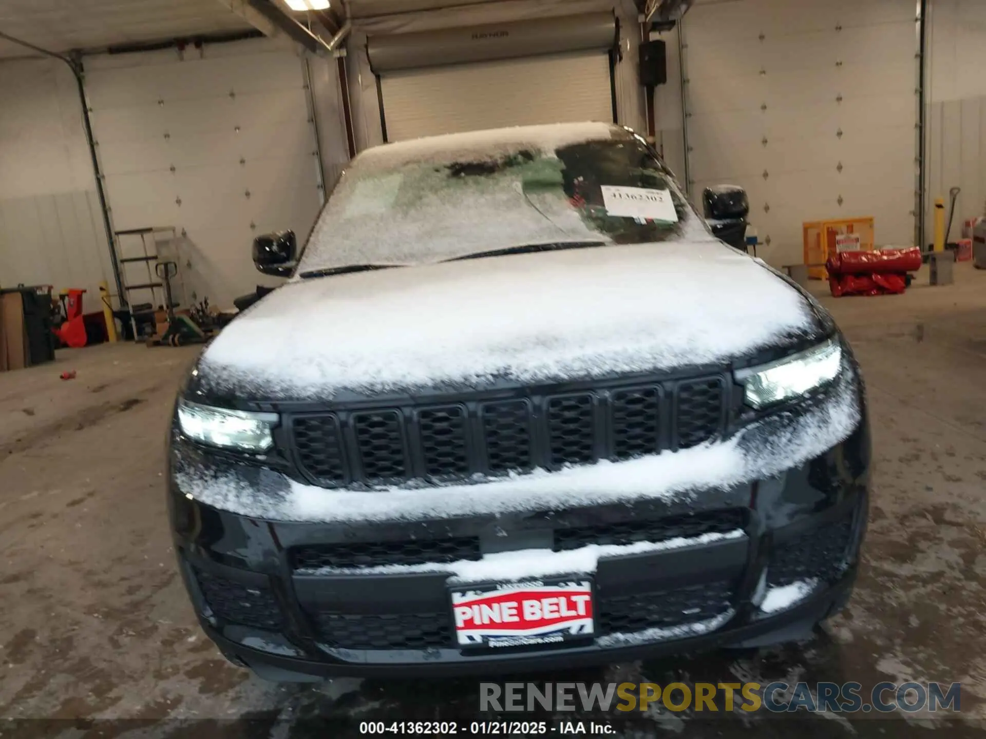 12 Photograph of a damaged car 1C4RJKAG8S8639615 JEEP GRAND CHEROKEE L 2025